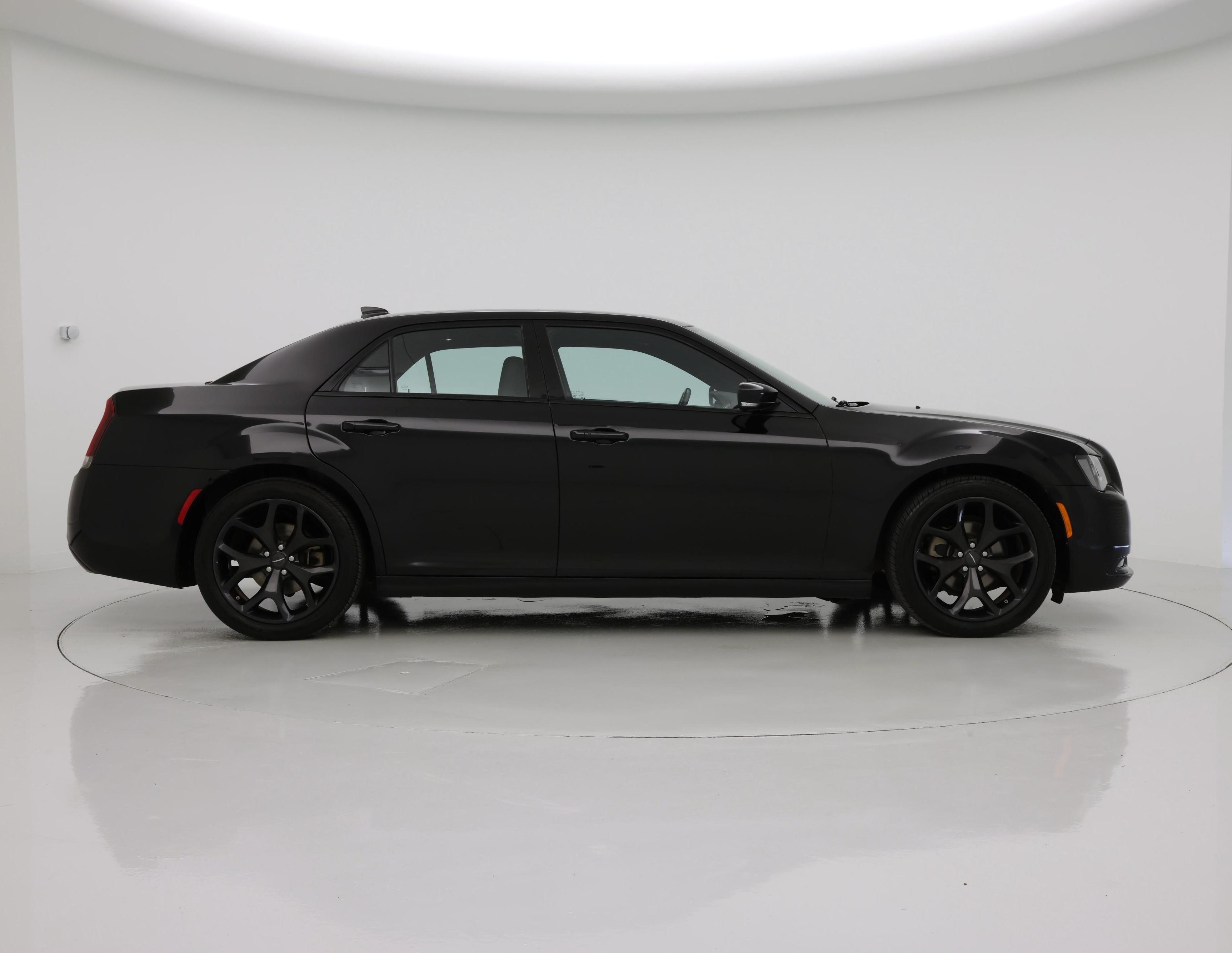 Thumbnail: 2022 Chrysler 300 - 7