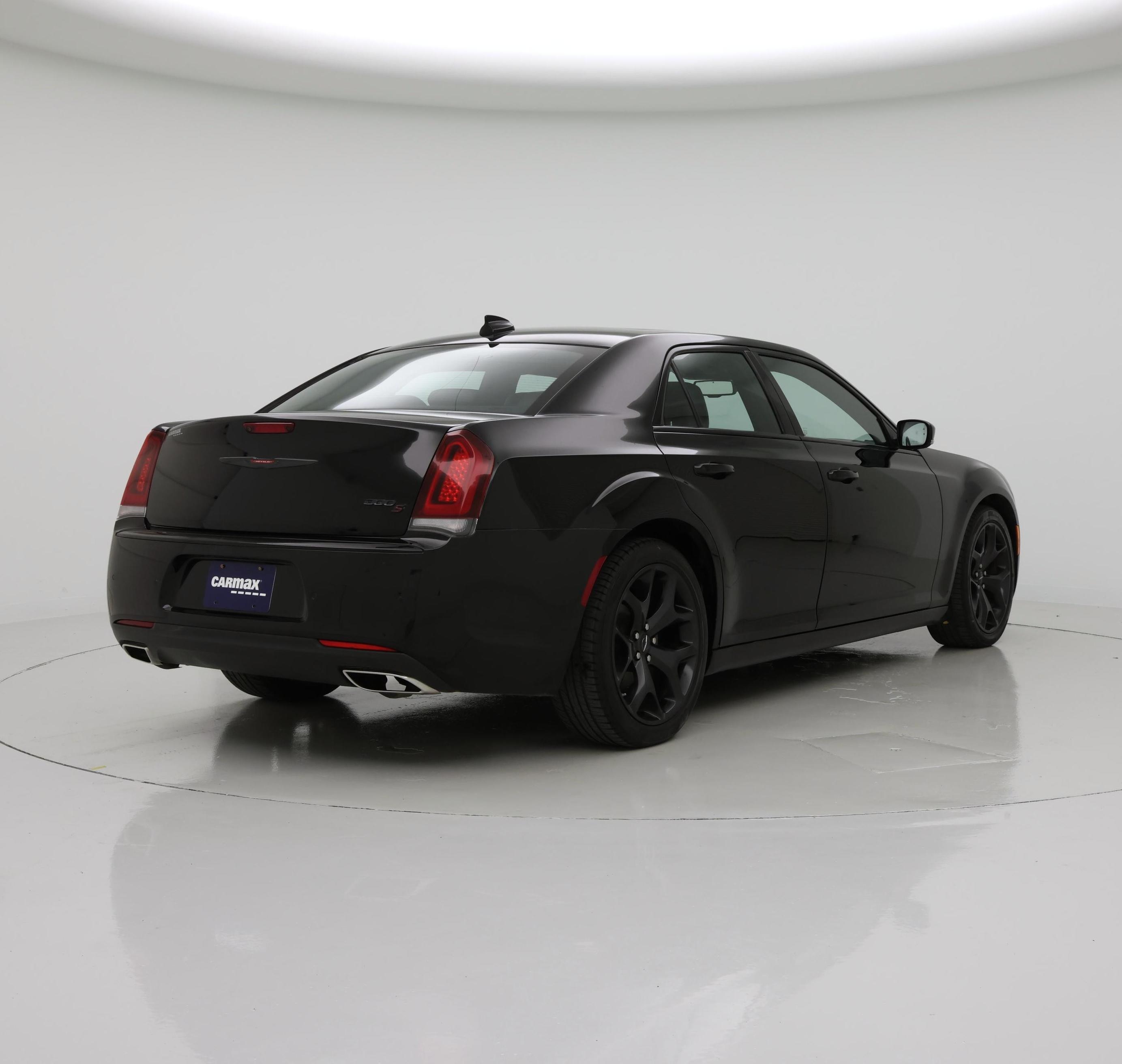 Thumbnail: 2022 Chrysler 300 - 8