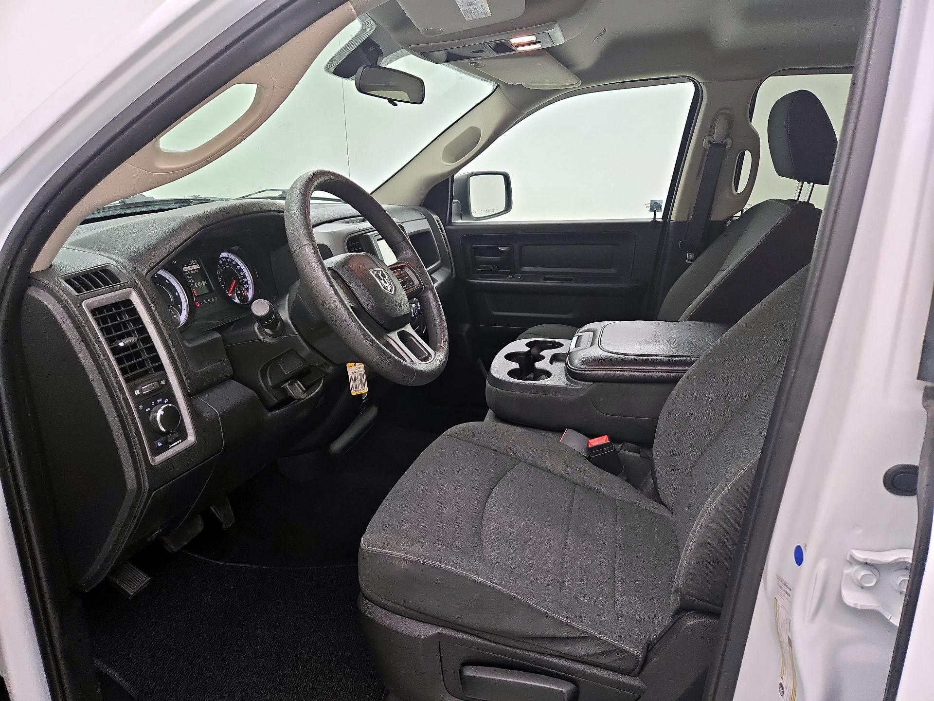 Thumbnail: 2021 RAM 1500 Classic - 11