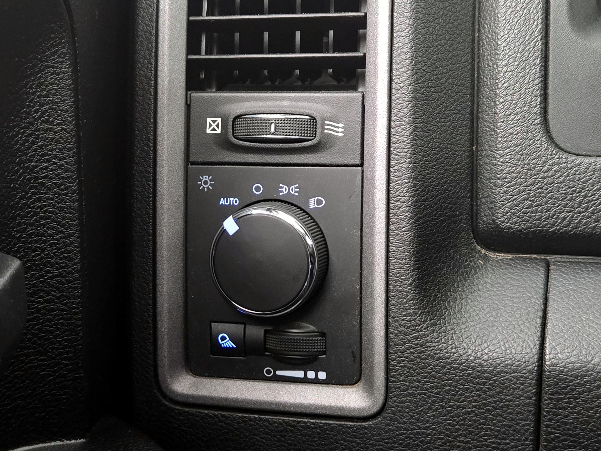 Thumbnail: 2021 RAM 1500 Classic - 13