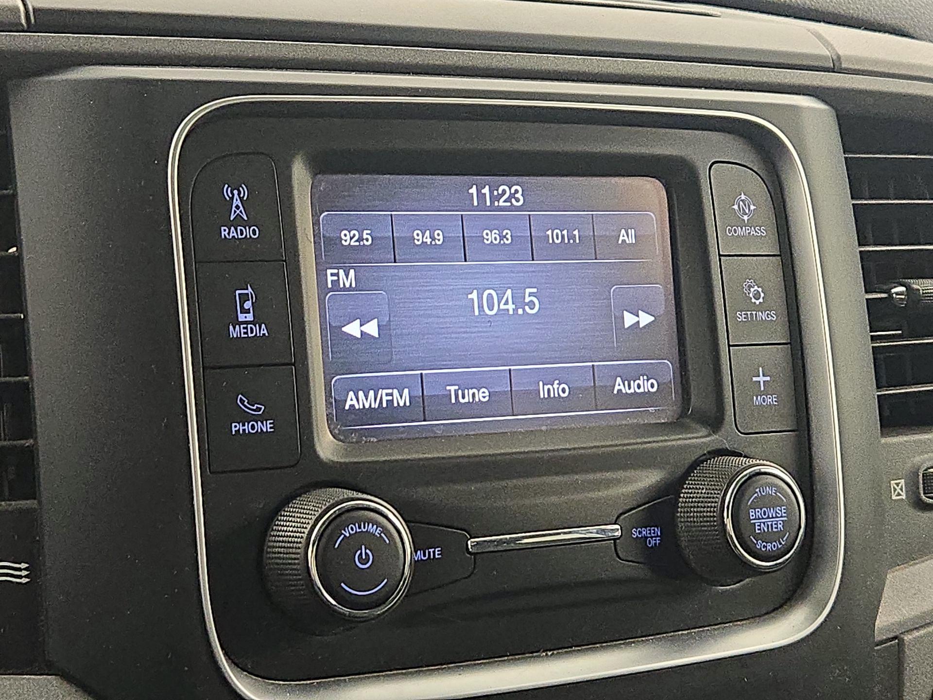 Thumbnail: 2021 RAM 1500 Classic - 15