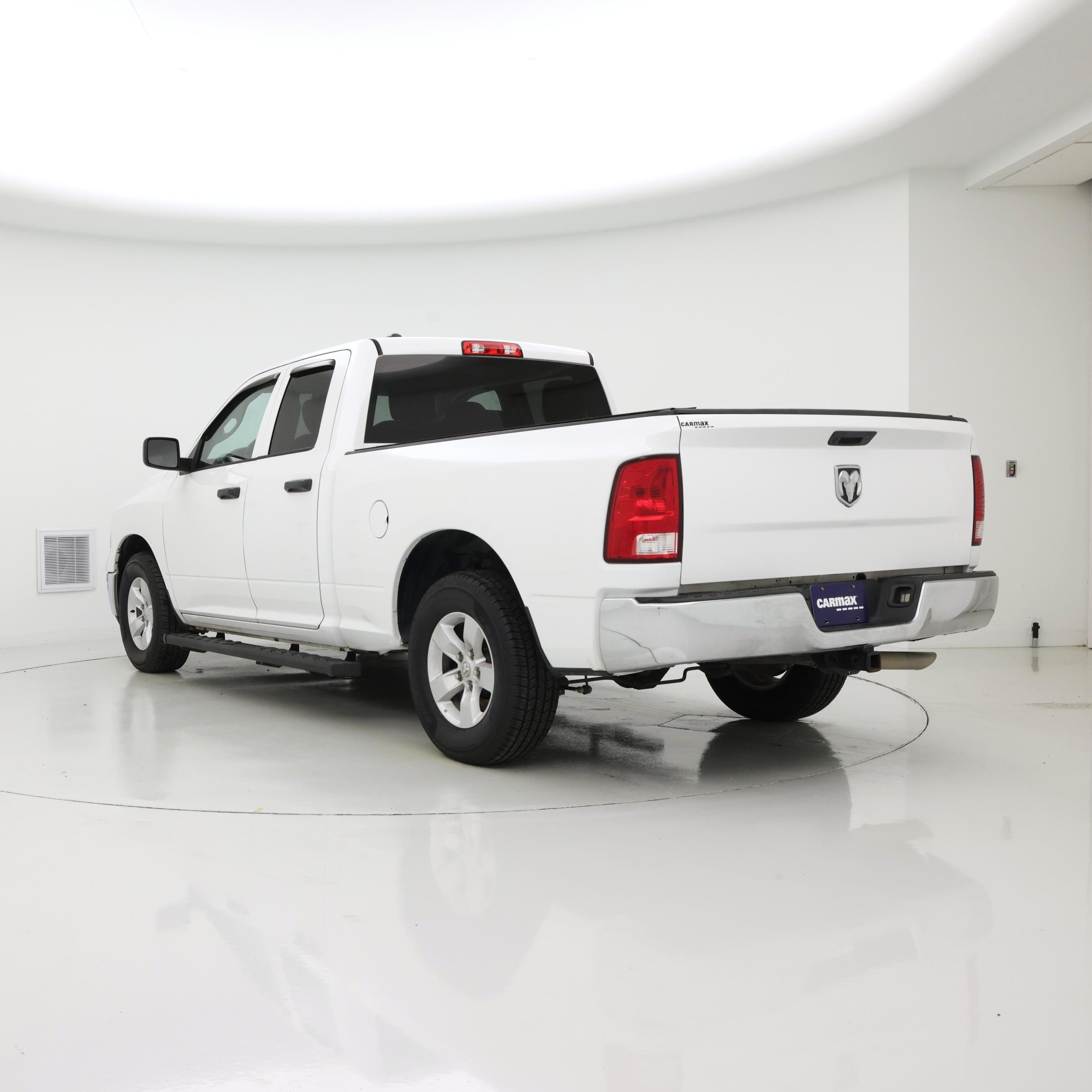 Thumbnail: 2021 RAM 1500 Classic - 2