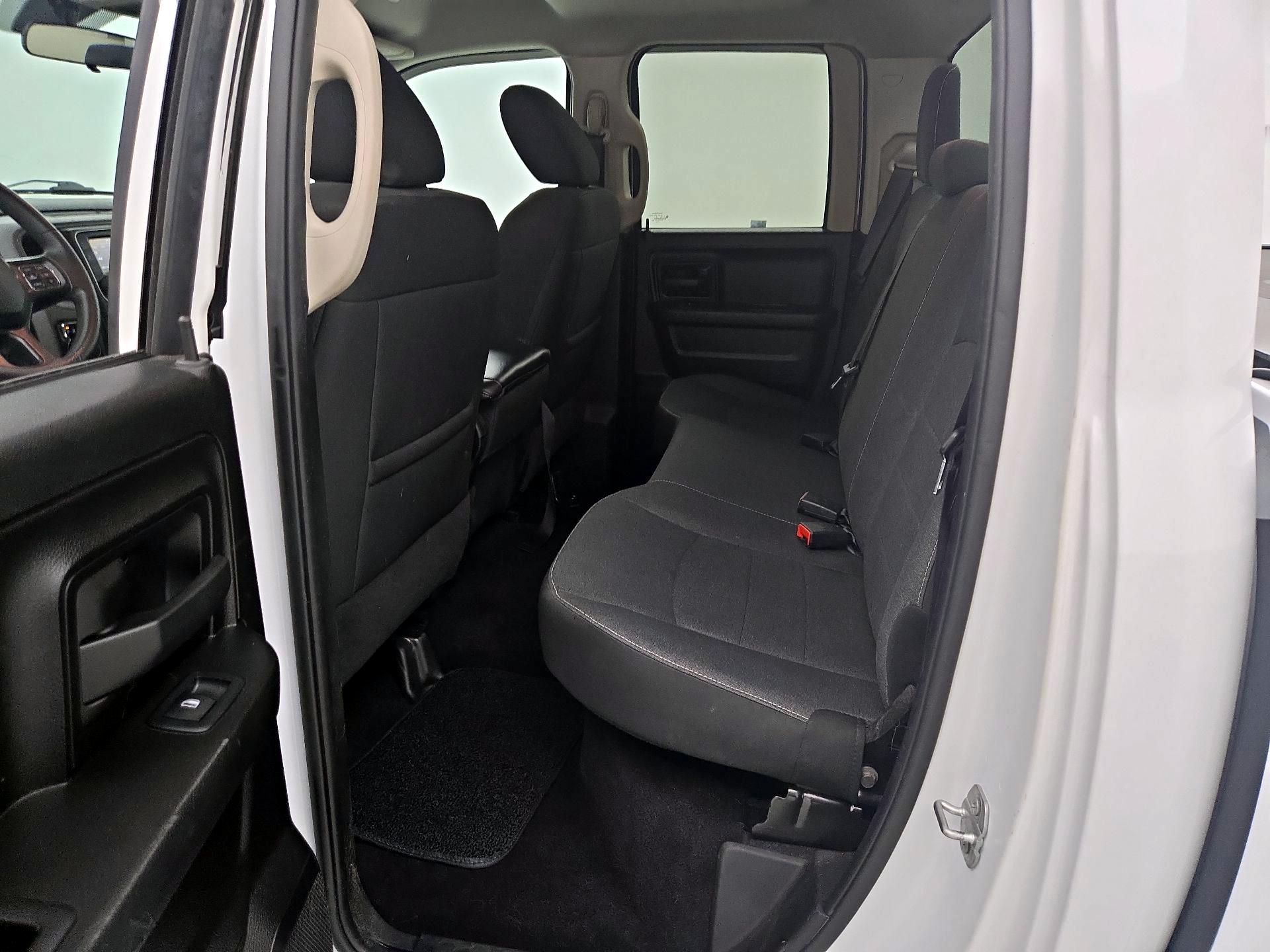 Thumbnail: 2021 RAM 1500 Classic - 19