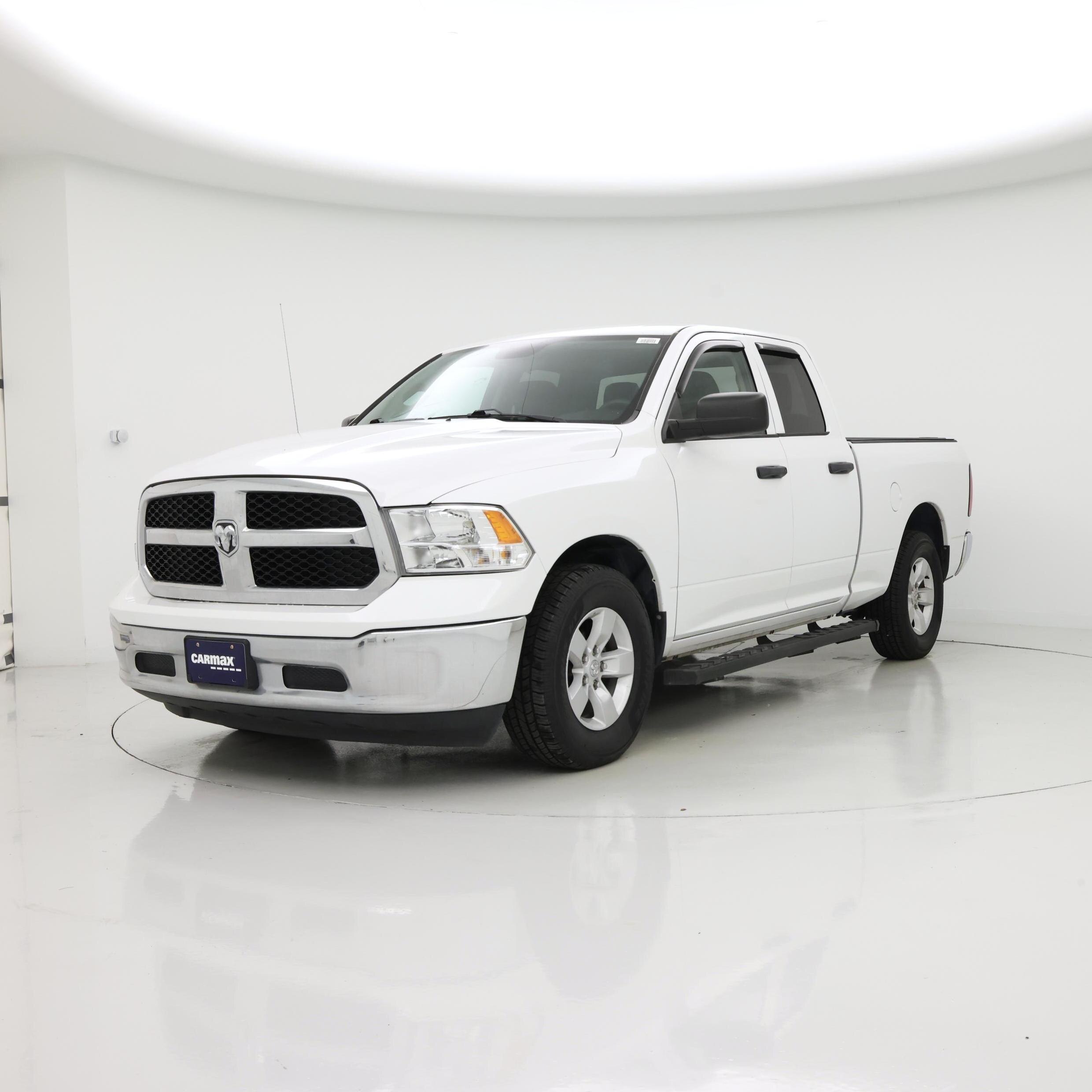 Thumbnail: 2021 RAM 1500 Classic - 4