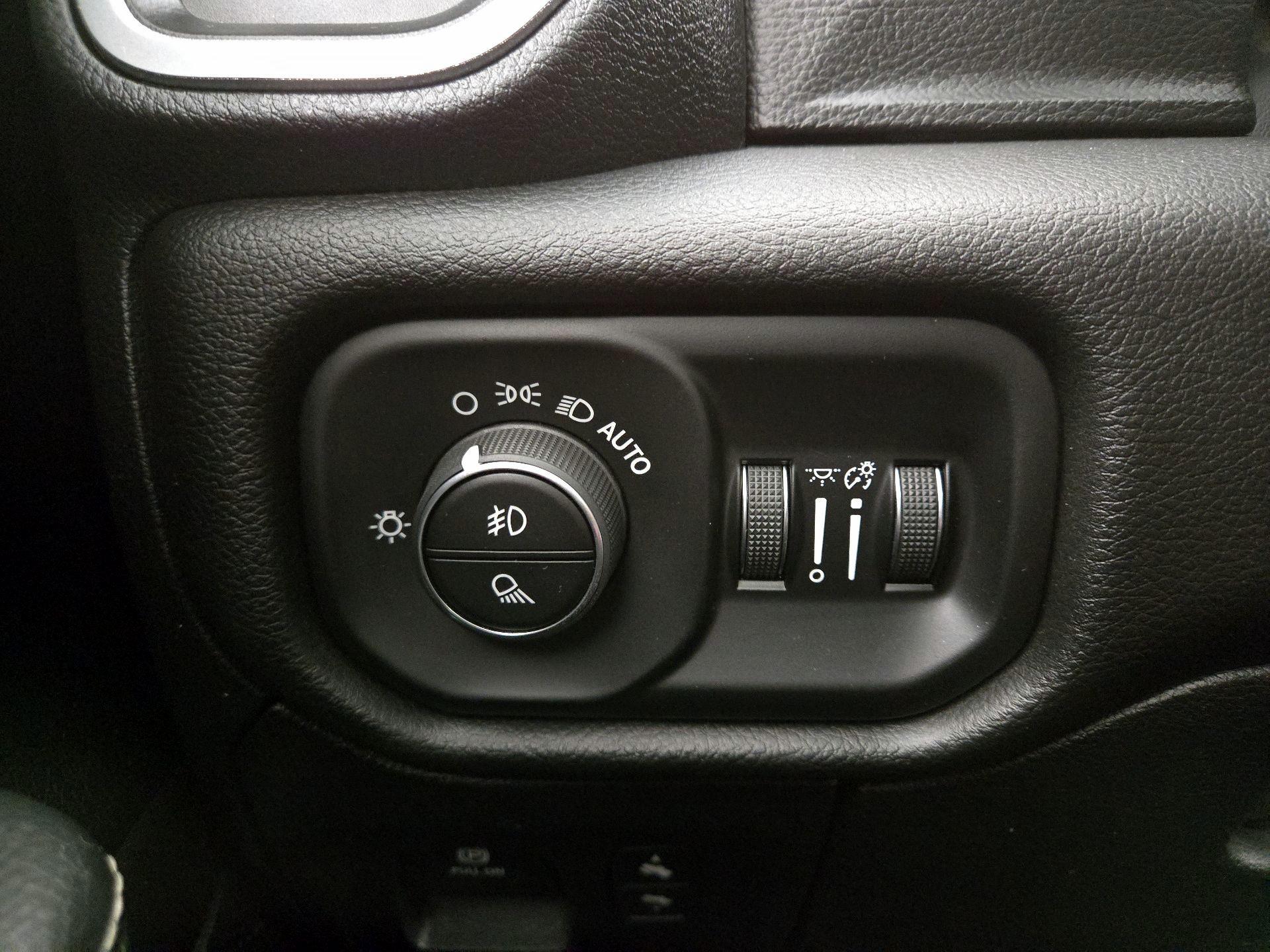 Thumbnail: 2022 RAM 1500 - 13
