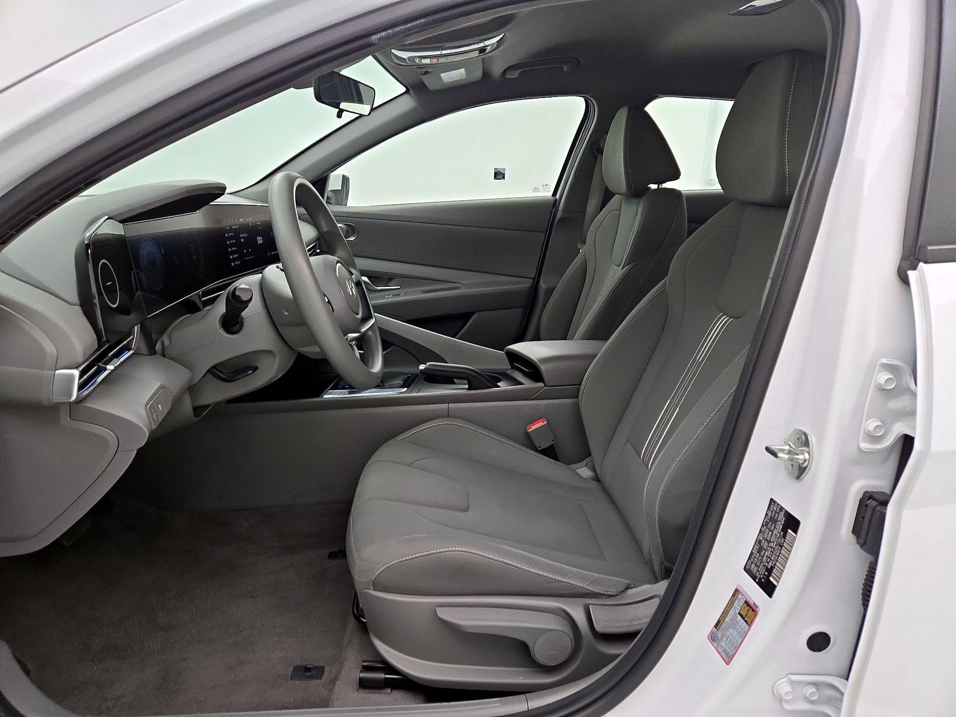 Thumbnail: 2024 Hyundai Elantra - 11