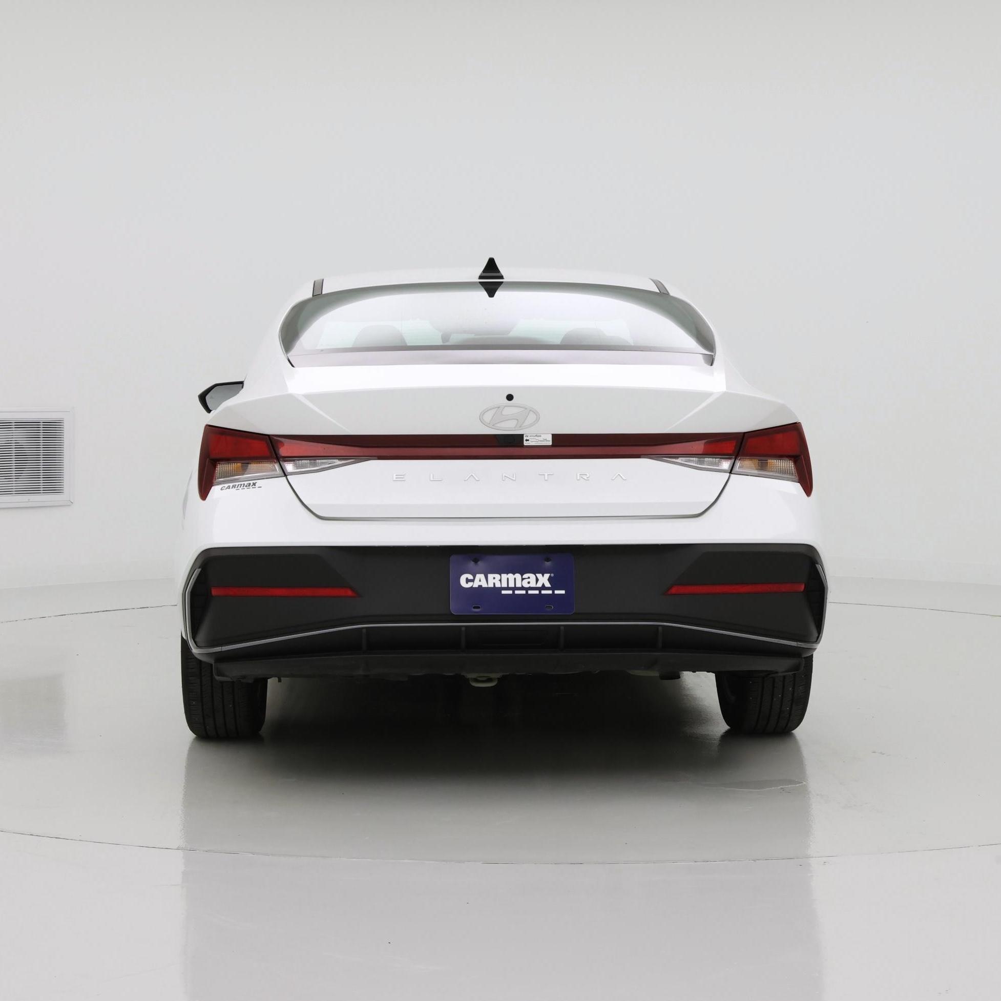 Thumbnail: 2024 Hyundai Elantra - 6