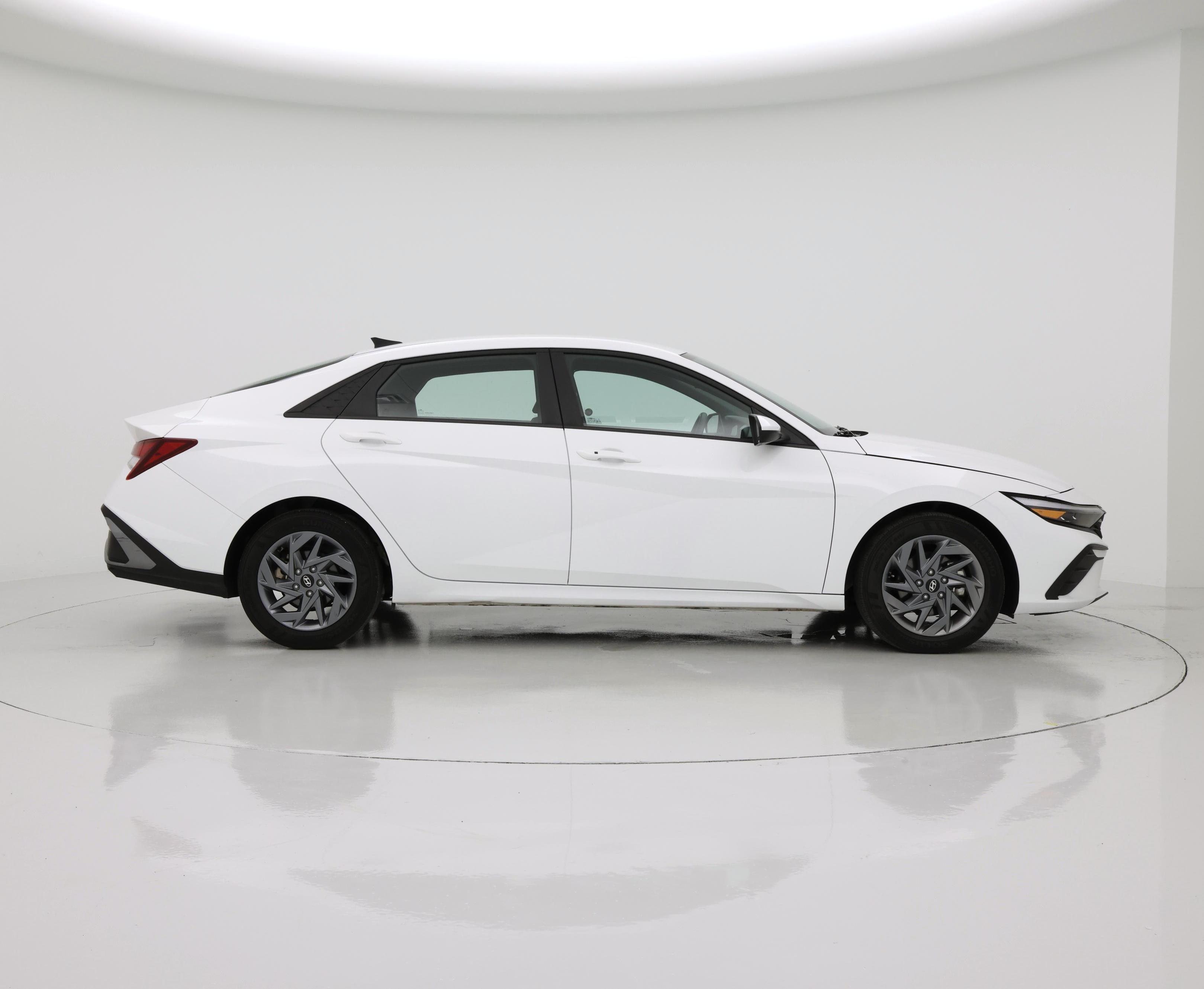 Thumbnail: 2024 Hyundai Elantra - 7