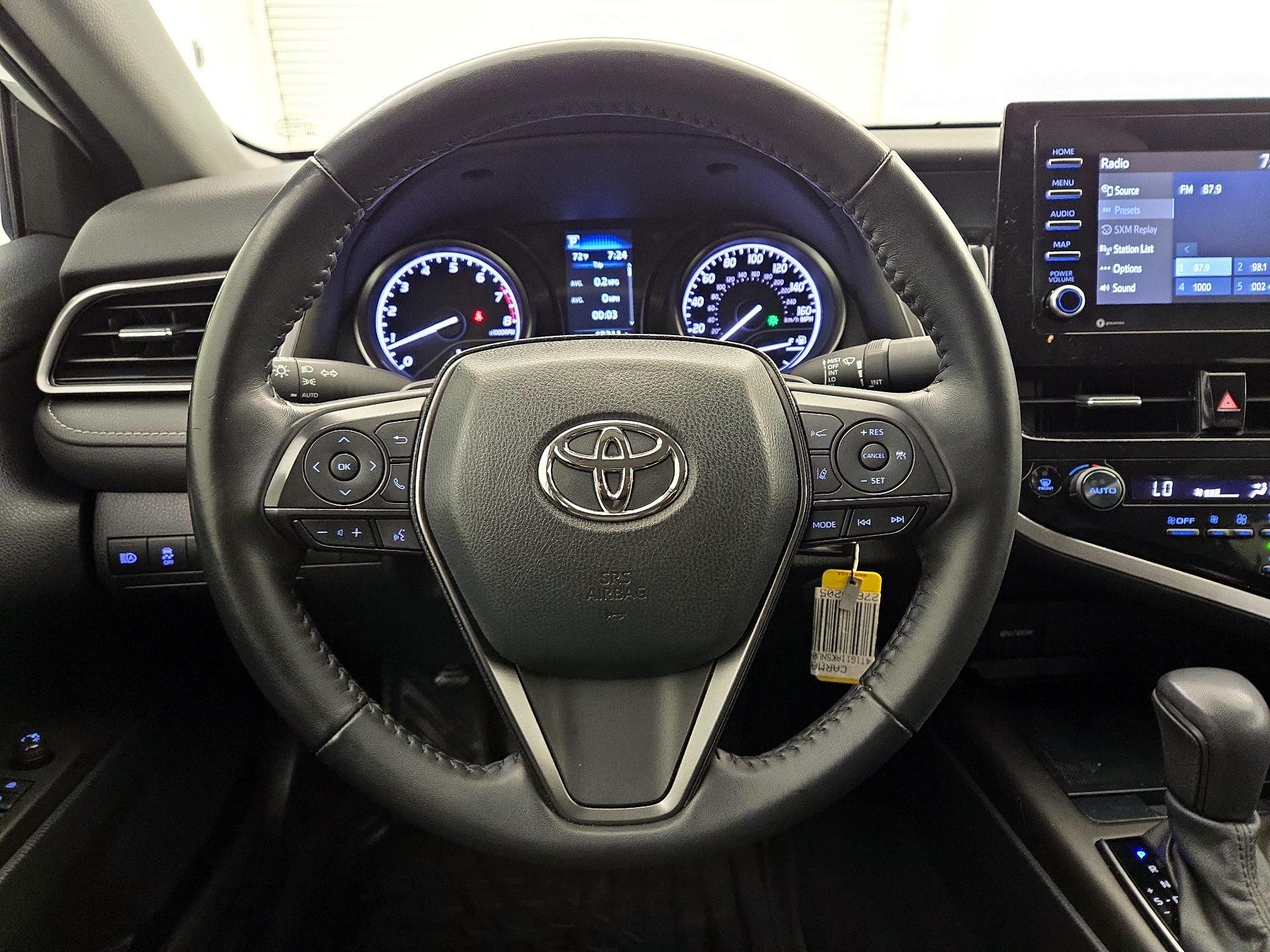 Thumbnail: 2022 Toyota Camry - 10
