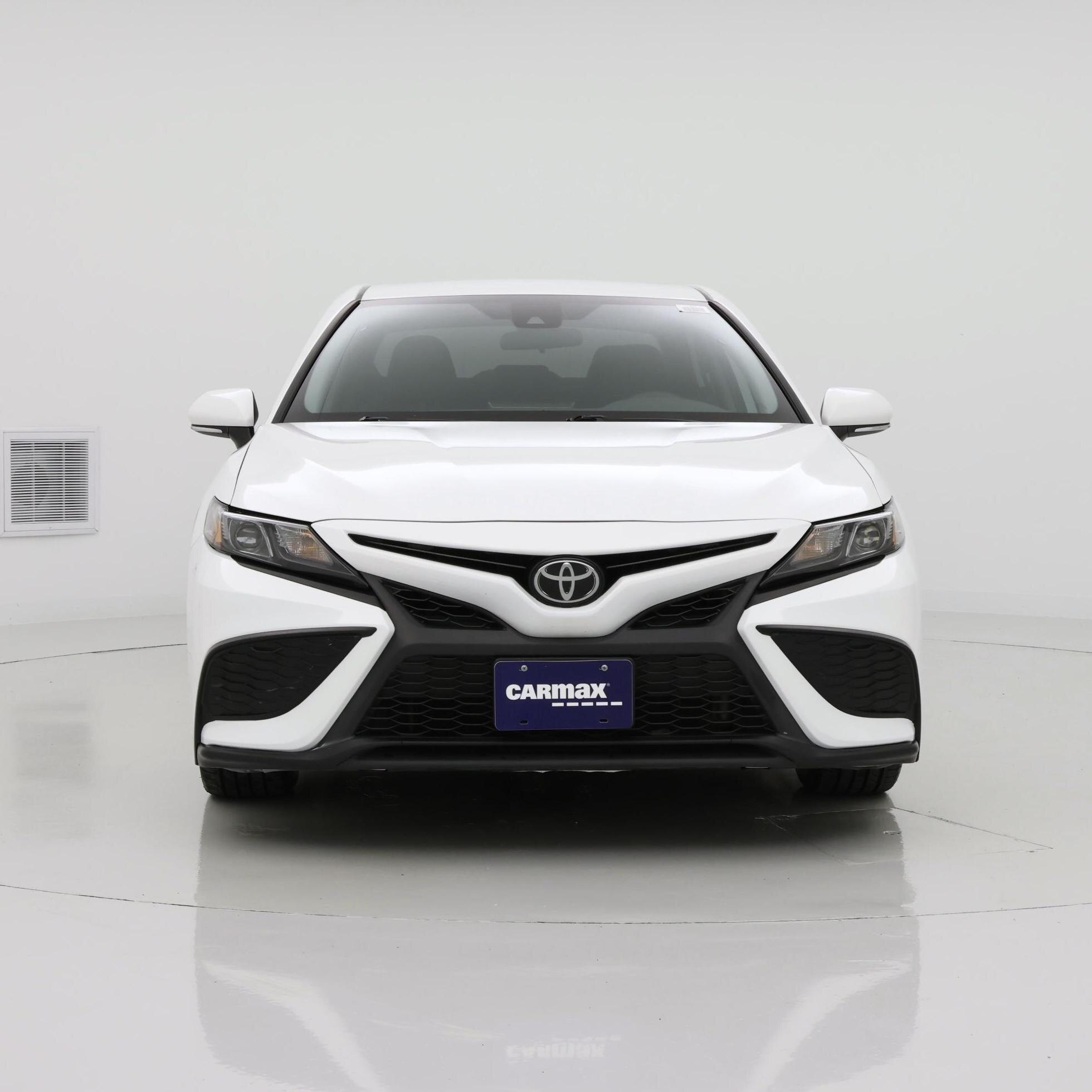Thumbnail: 2022 Toyota Camry - 5