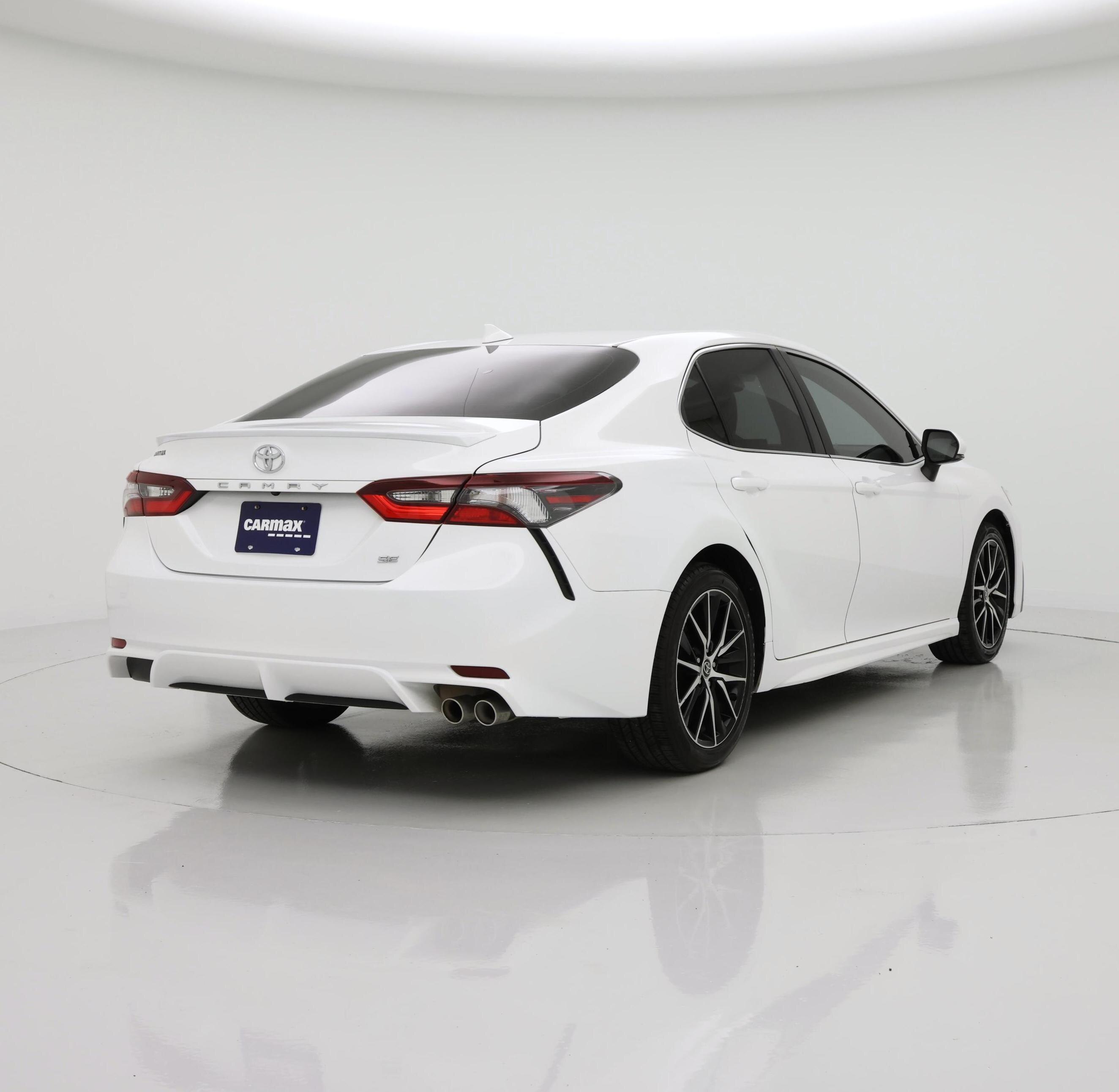 Thumbnail: 2022 Toyota Camry - 8