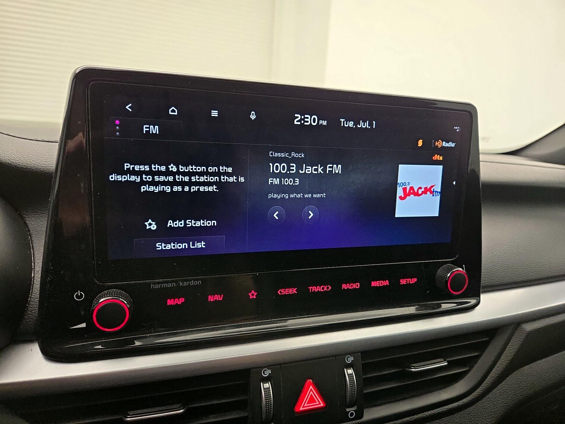 Thumbnail: 2023 Kia Forte - 16