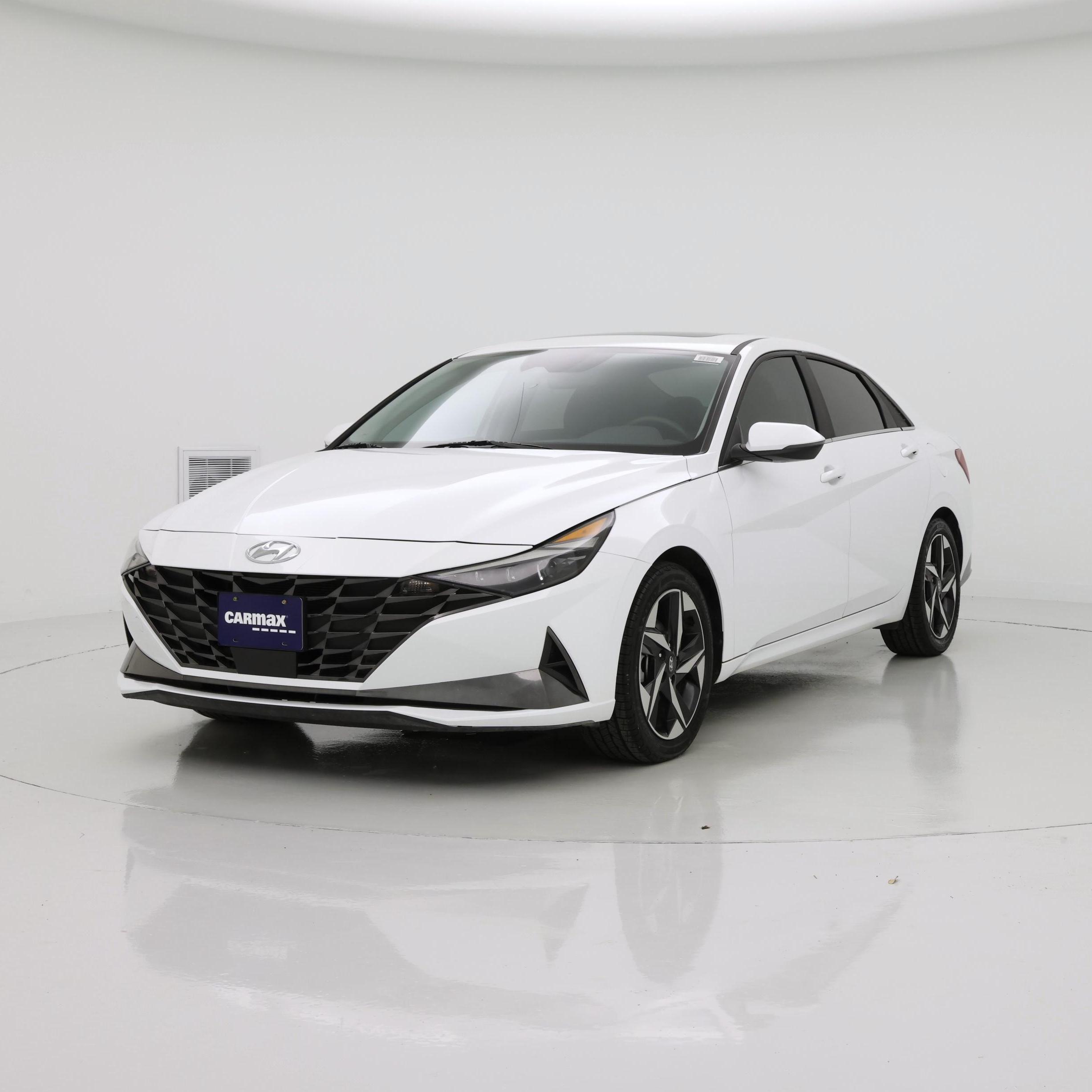 Thumbnail: 2023 Hyundai Elantra - 4