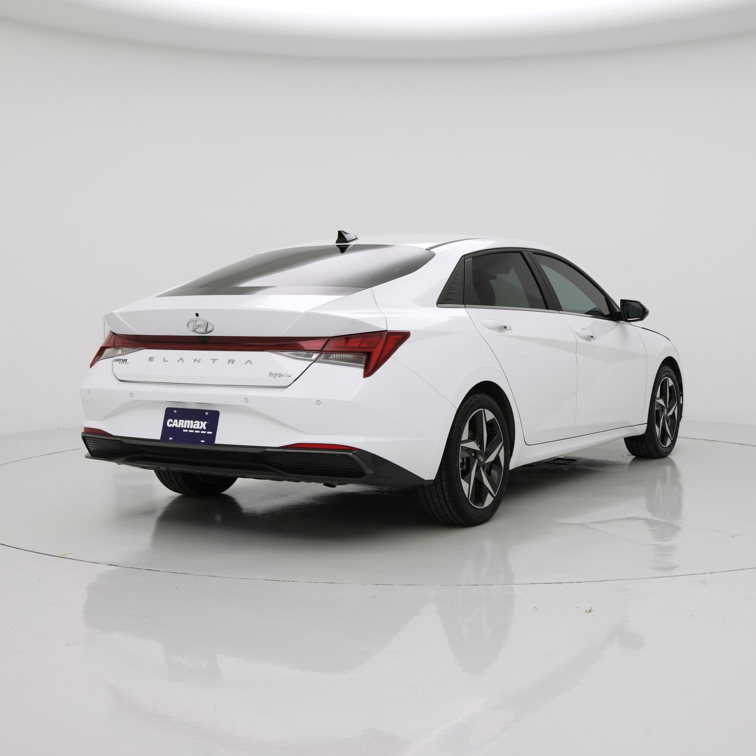 Thumbnail: 2023 Hyundai Elantra - 8