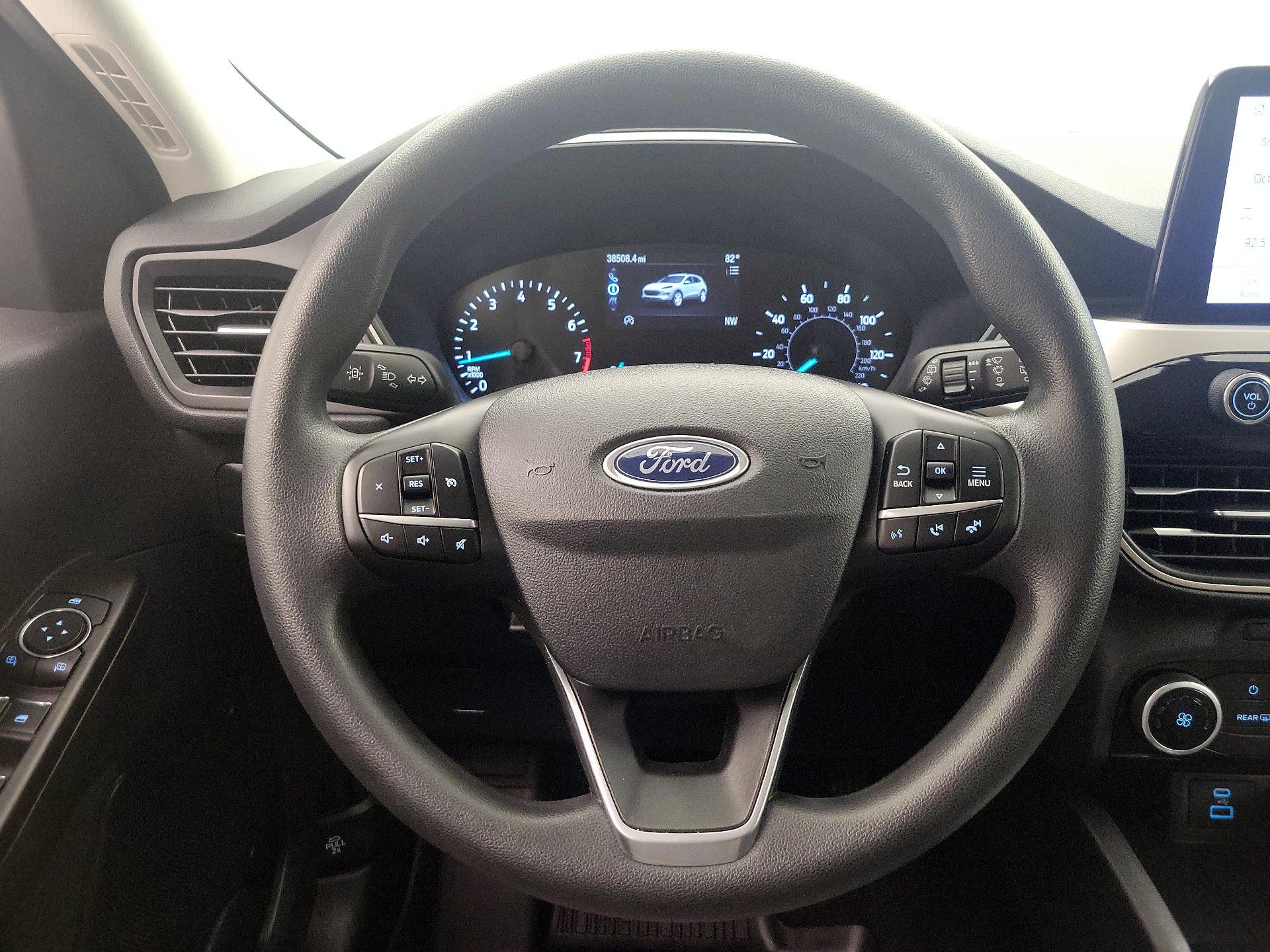 Thumbnail: 2021 Ford Escape - 10