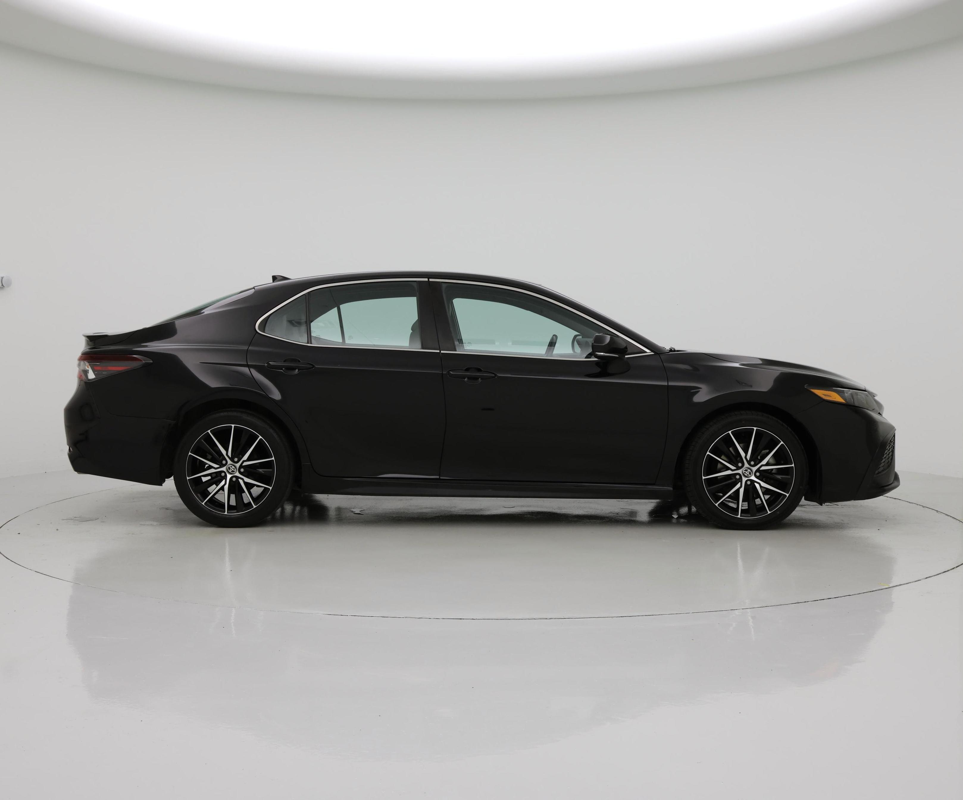 Thumbnail: 2022 Toyota Camry - 7