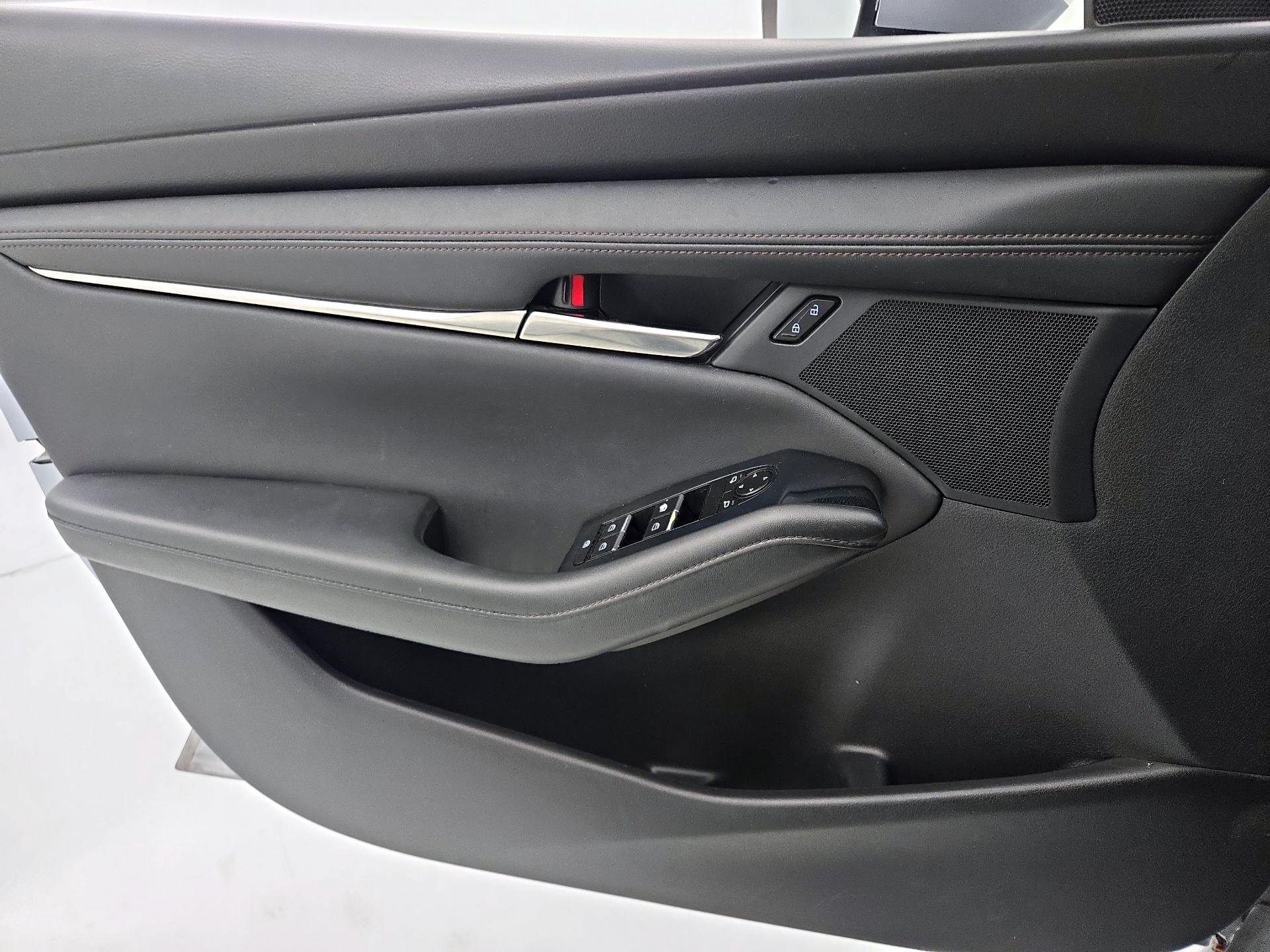 Thumbnail: 2019 Mazda Mazda3 - 12