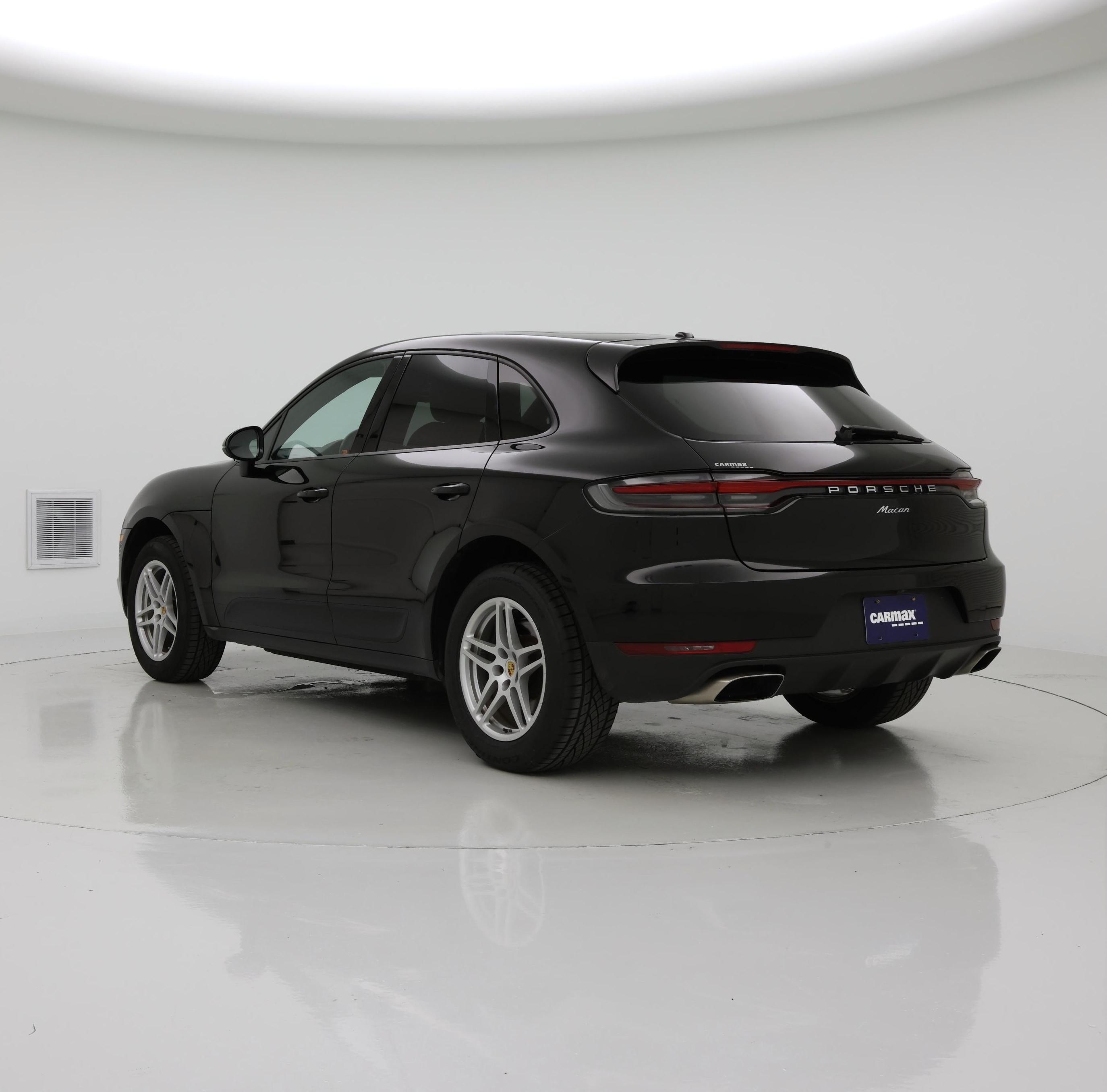 Thumbnail: 2020 Porsche Macan - 2