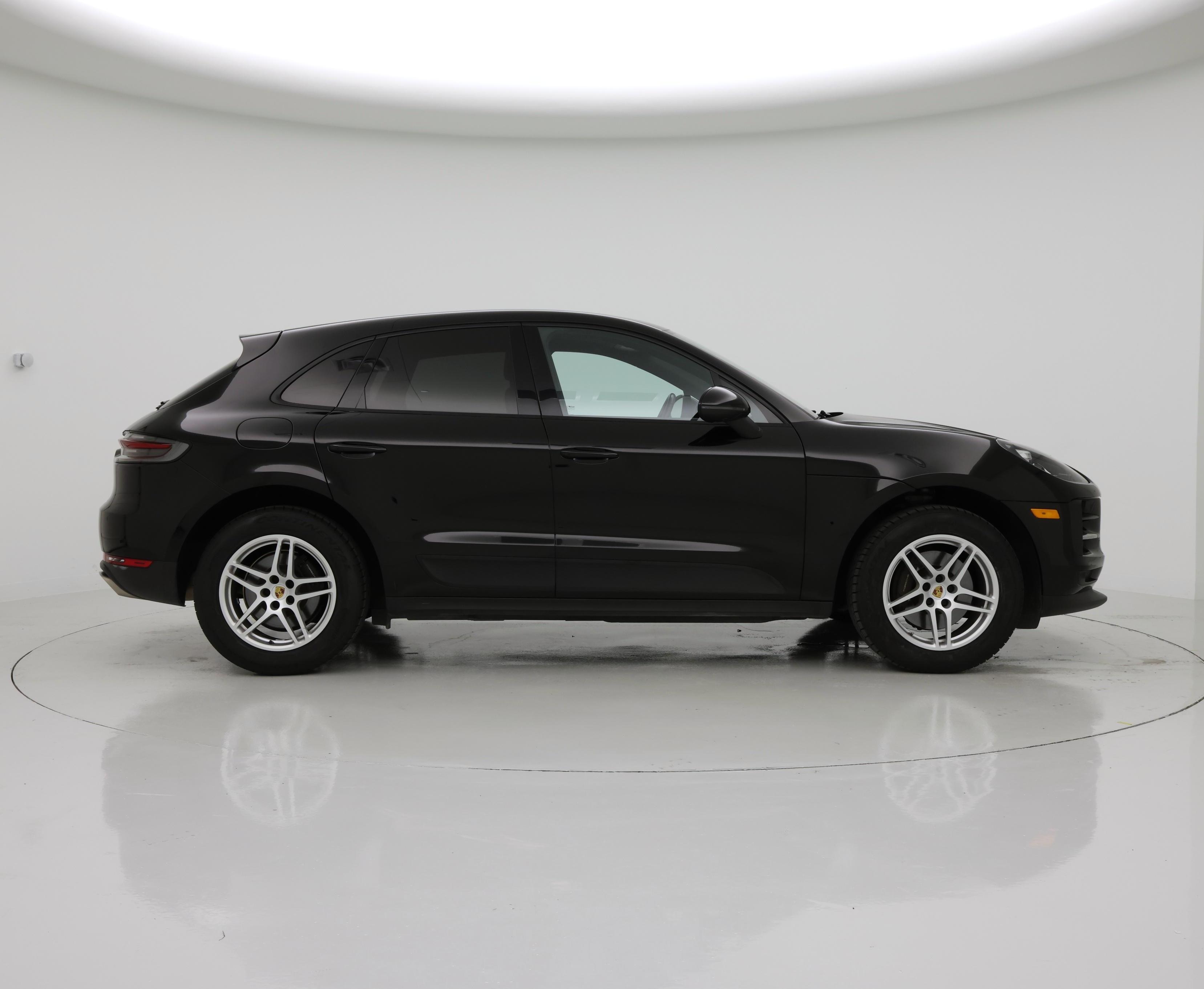 Thumbnail: 2020 Porsche Macan - 7