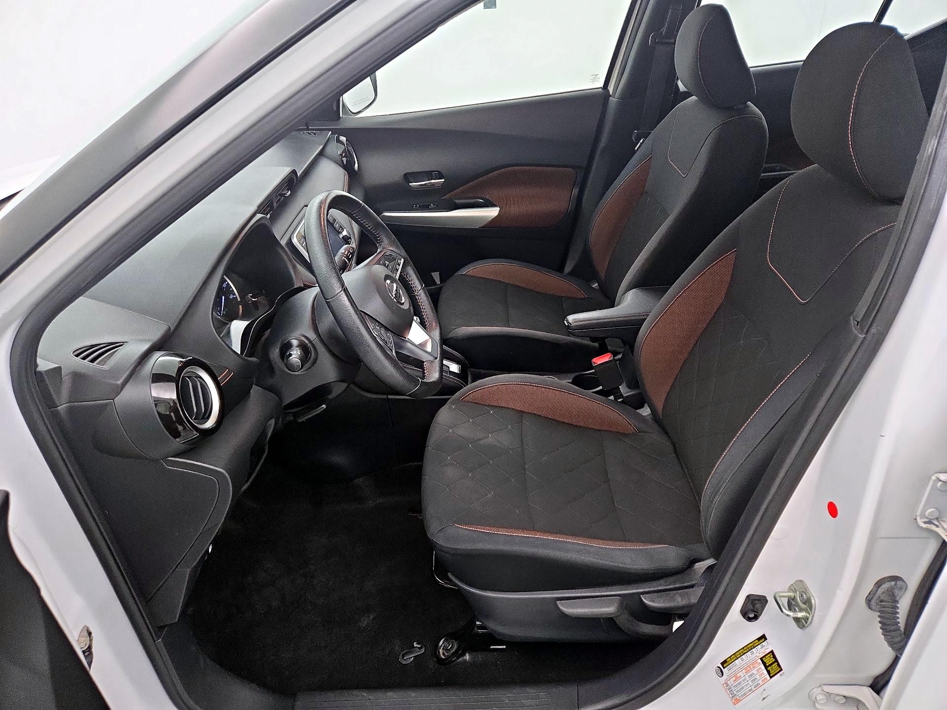 Thumbnail: 2020 Nissan Kicks - 11