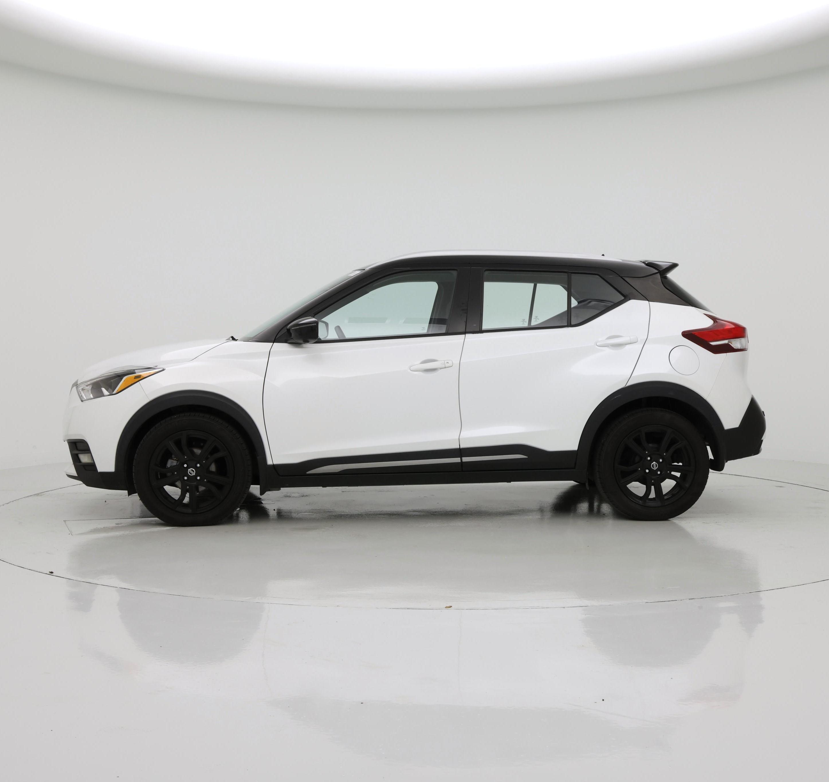 Thumbnail: 2020 Nissan Kicks - 3