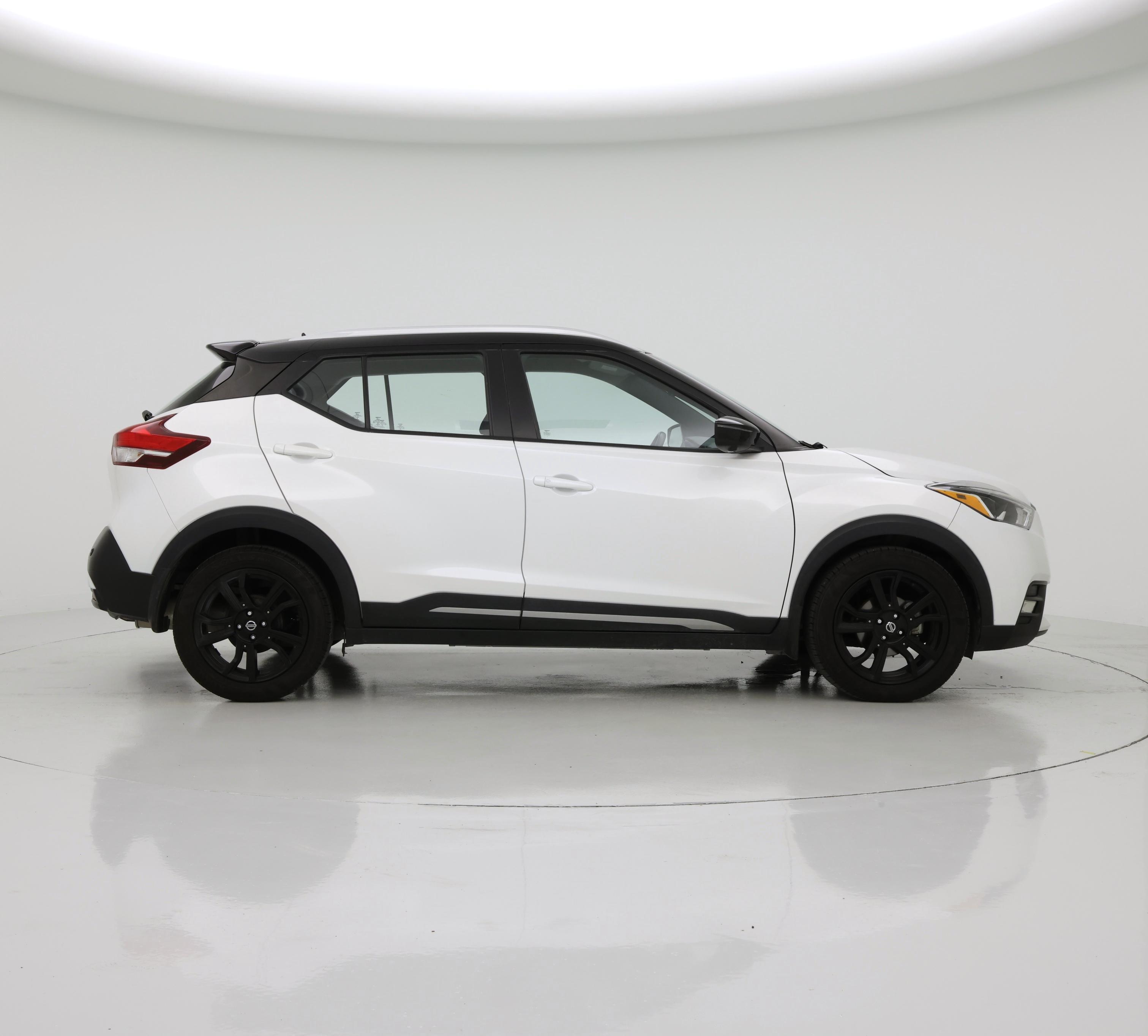 Thumbnail: 2020 Nissan Kicks - 7