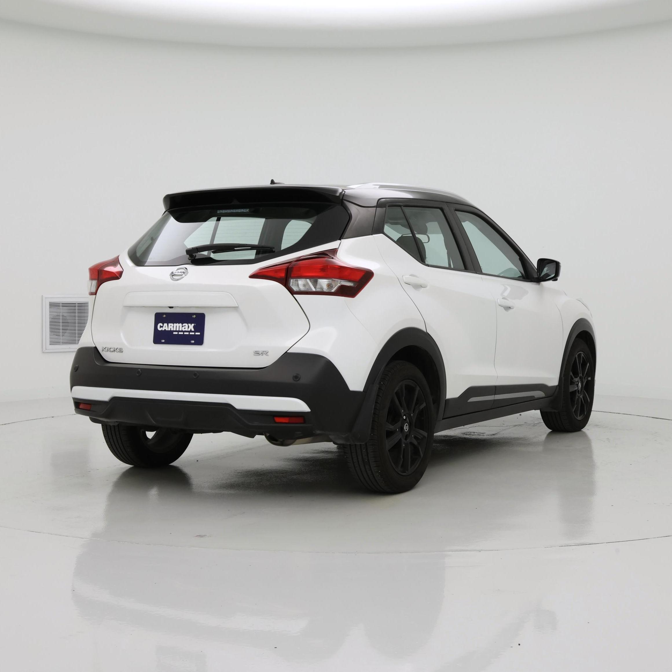 Thumbnail: 2020 Nissan Kicks - 8