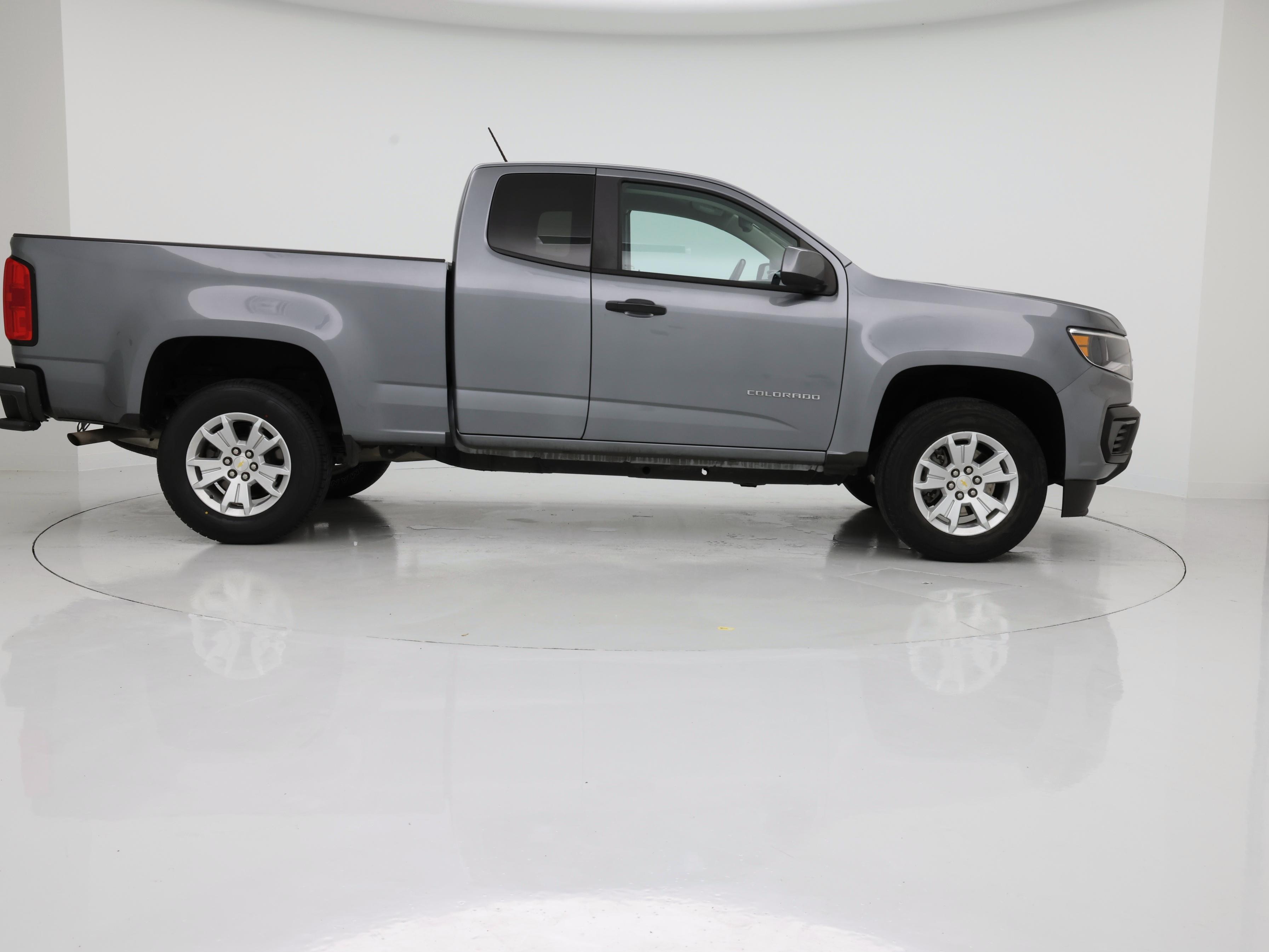Thumbnail: 2022 Chevrolet Colorado - 7