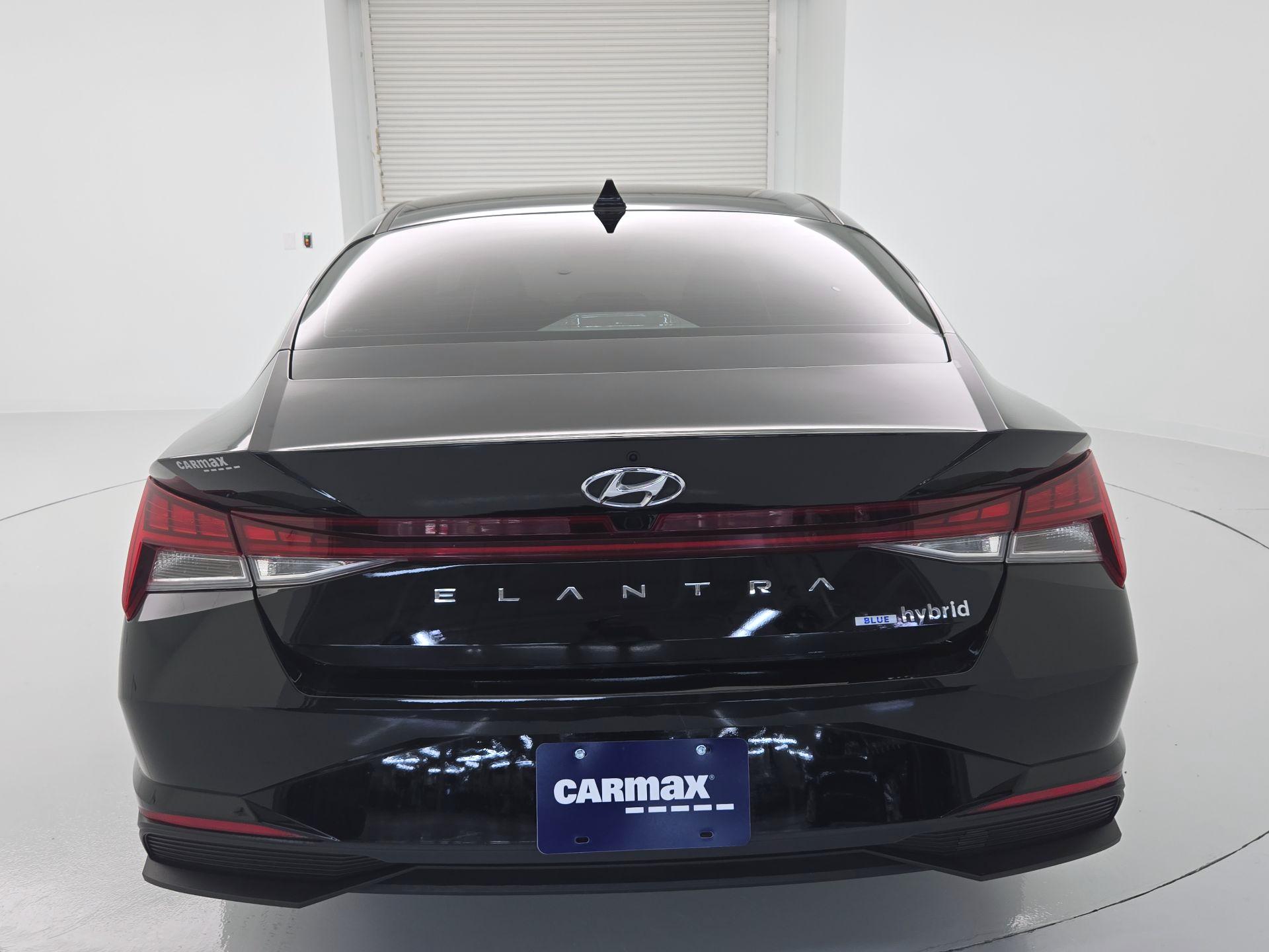 Thumbnail: 2023 Hyundai Elantra - 6