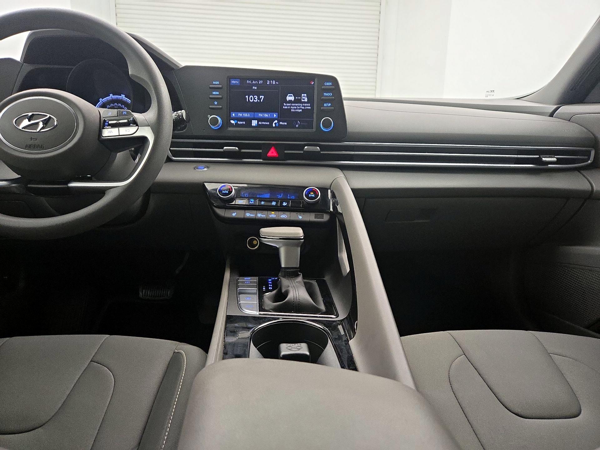 Thumbnail: 2023 Hyundai Elantra - 8