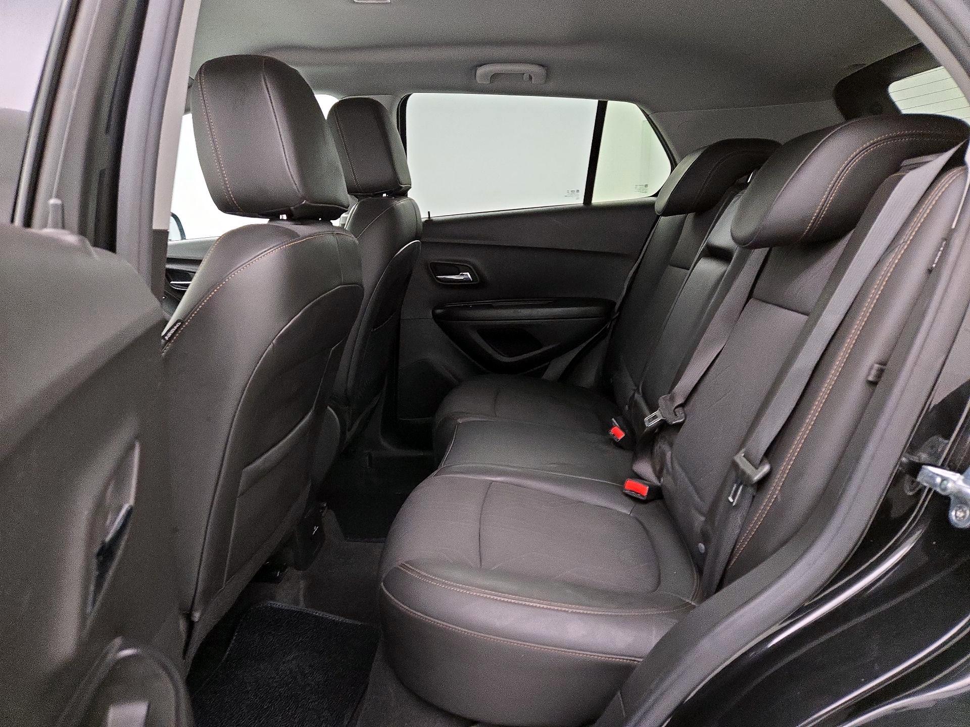 Thumbnail: 2022 Chevrolet Trax - 19
