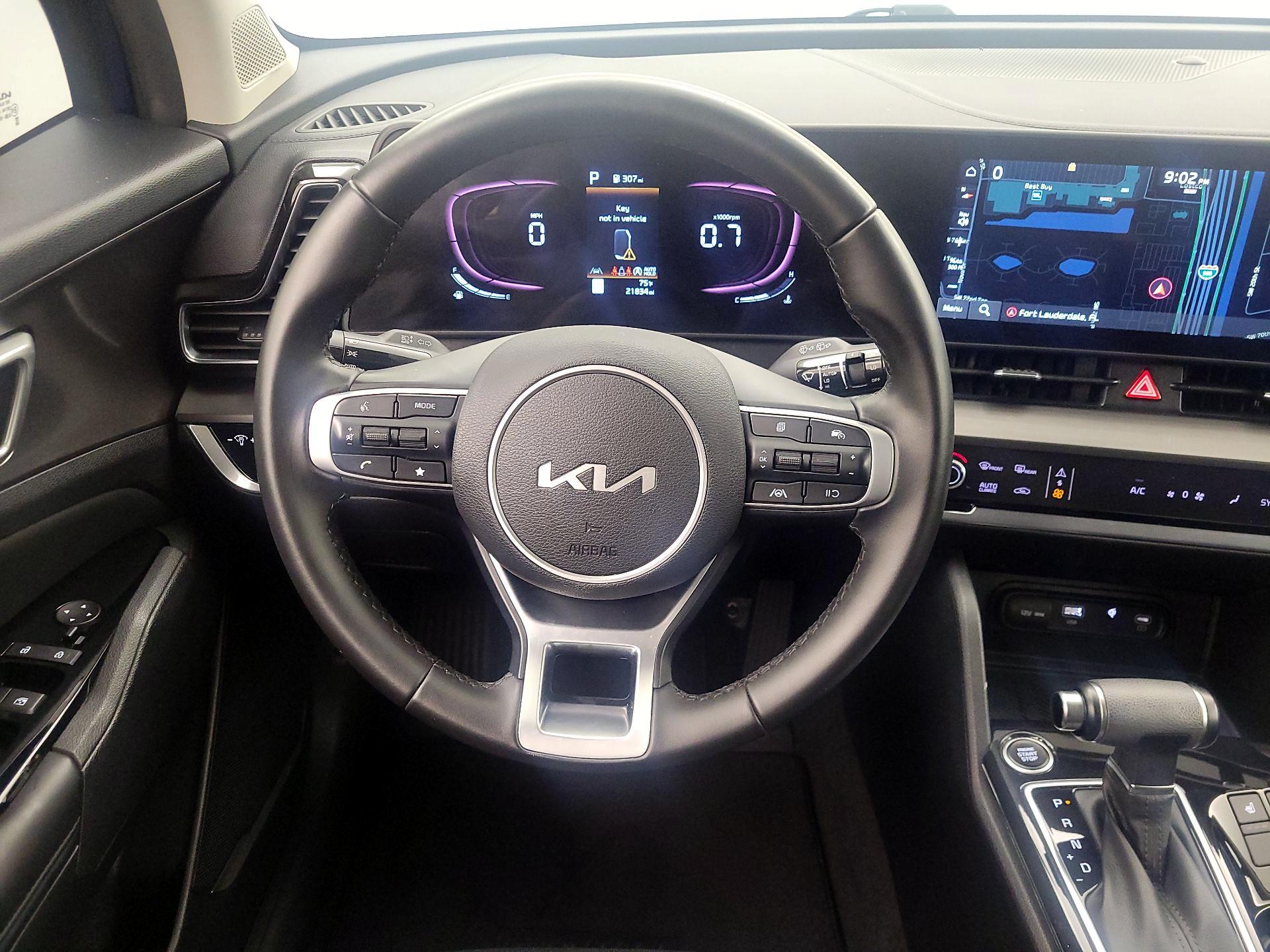 Thumbnail: 2023 Kia Sportage - 10