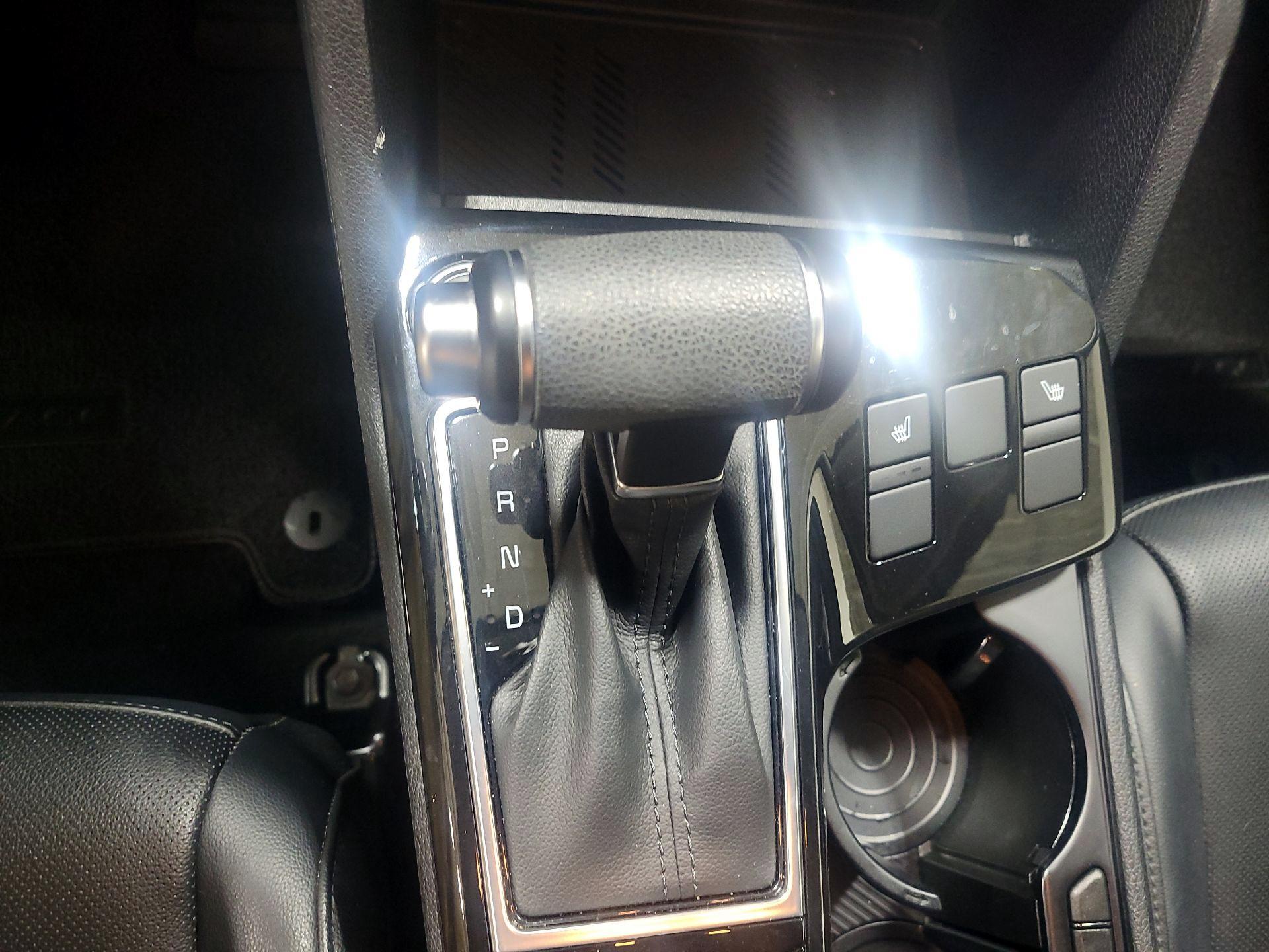 Thumbnail: 2023 Kia Sportage - 18