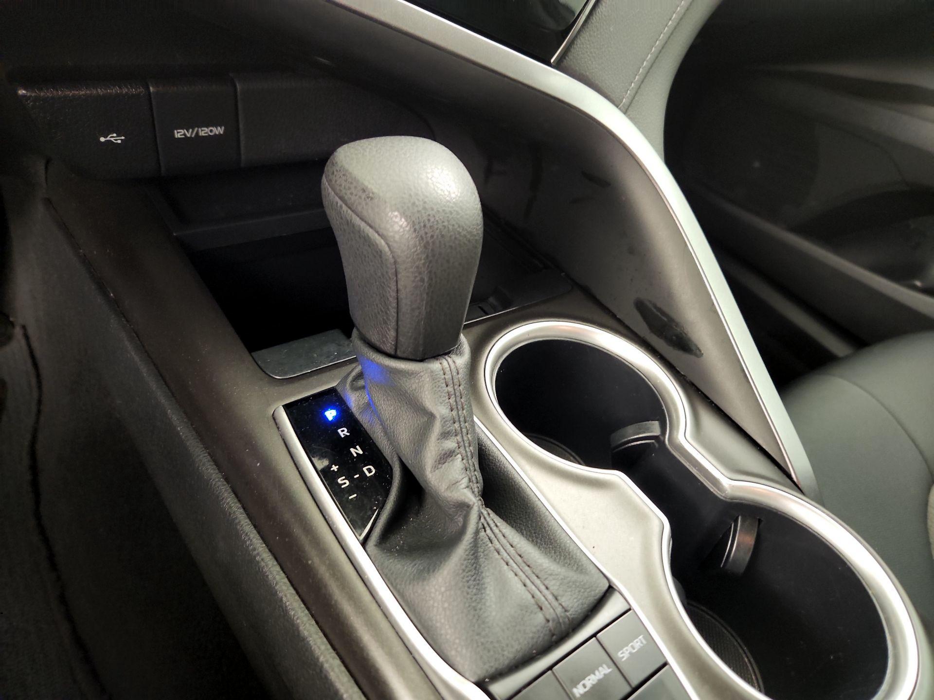 Thumbnail: 2024 Toyota Camry - 17