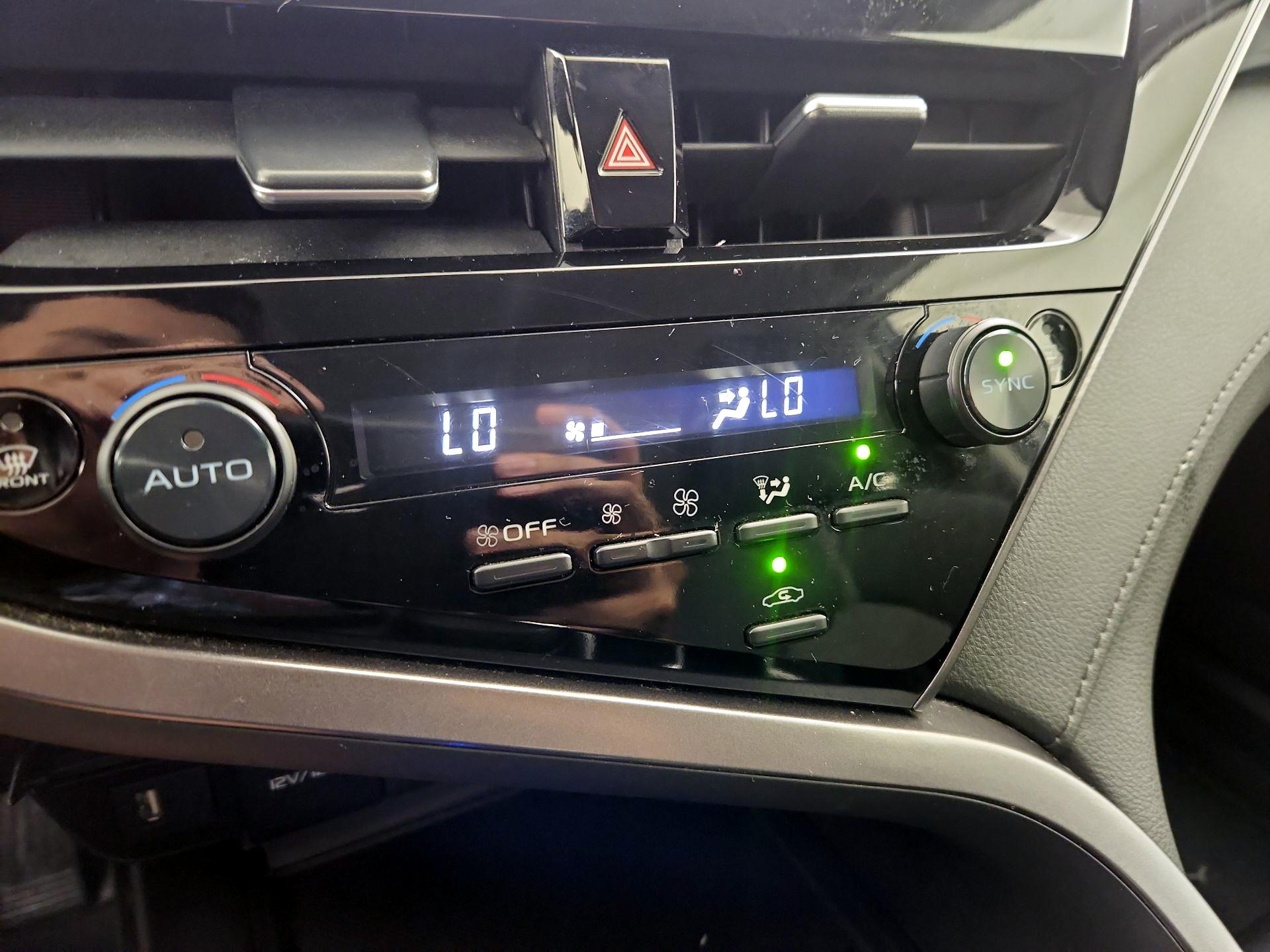 Thumbnail: 2024 Toyota Camry - 16