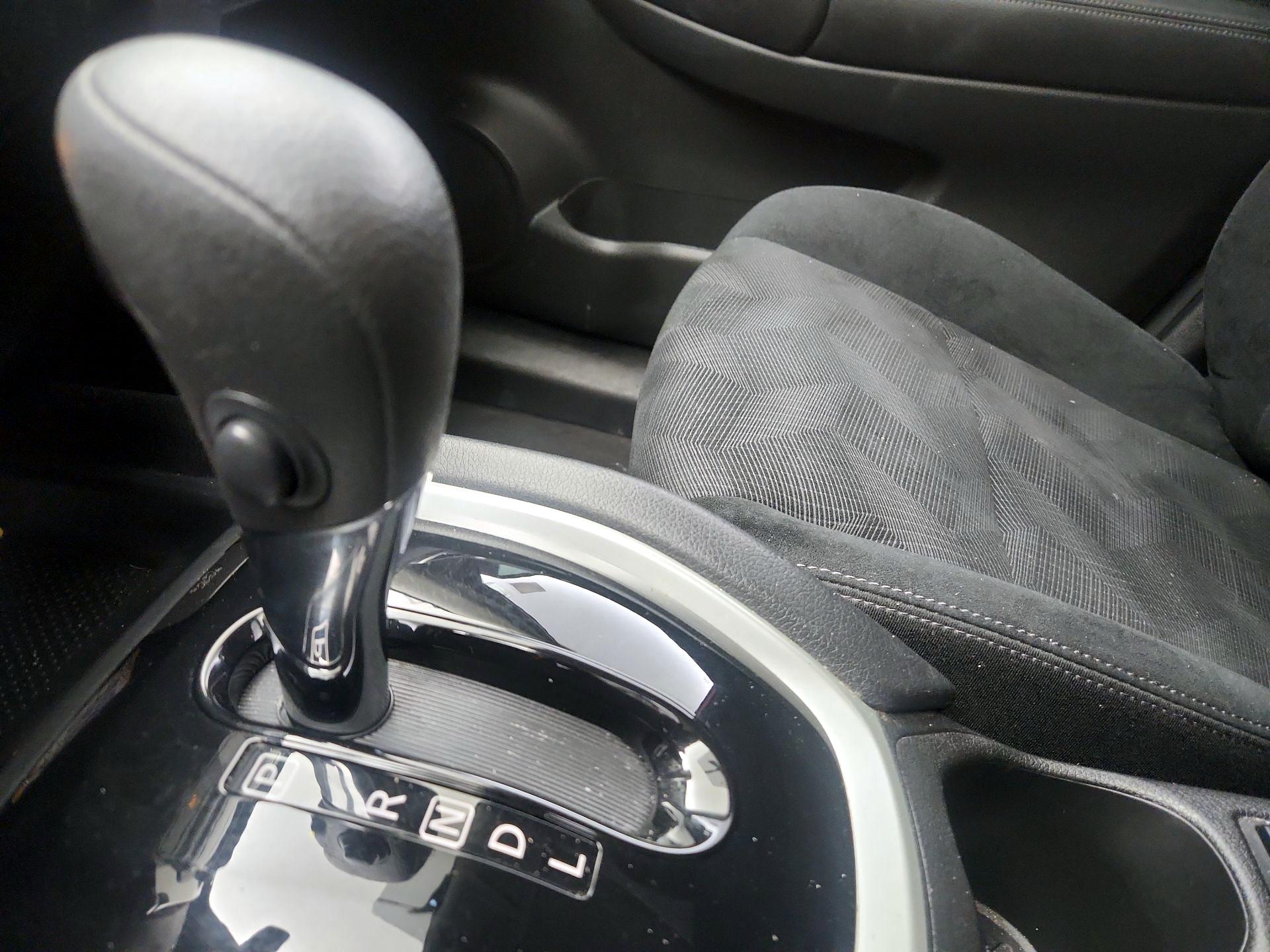 Thumbnail: 2016 Nissan Rogue - 17