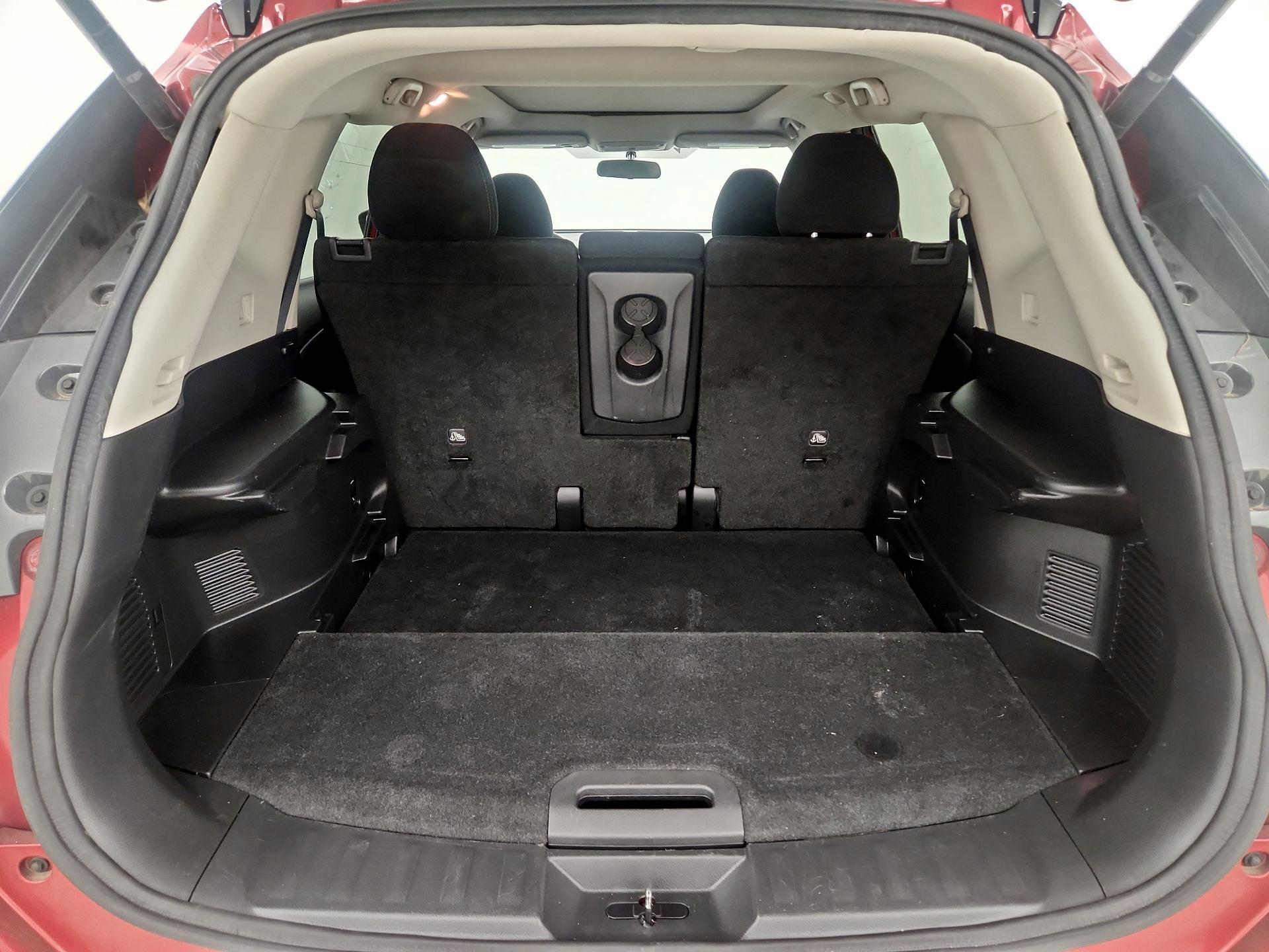 Thumbnail: 2016 Nissan Rogue - 19