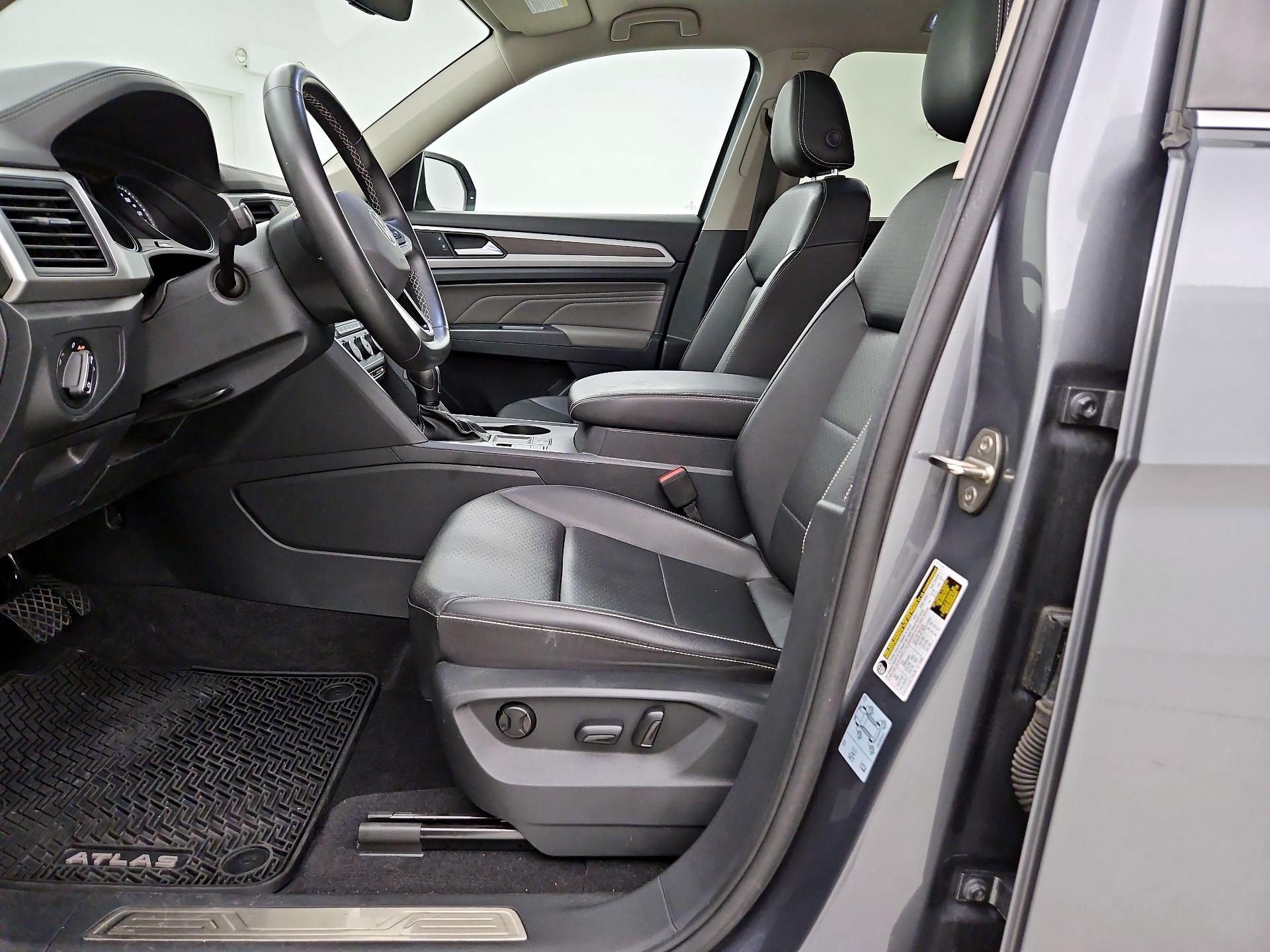 Thumbnail: 2021 Volkswagen Atlas - 11