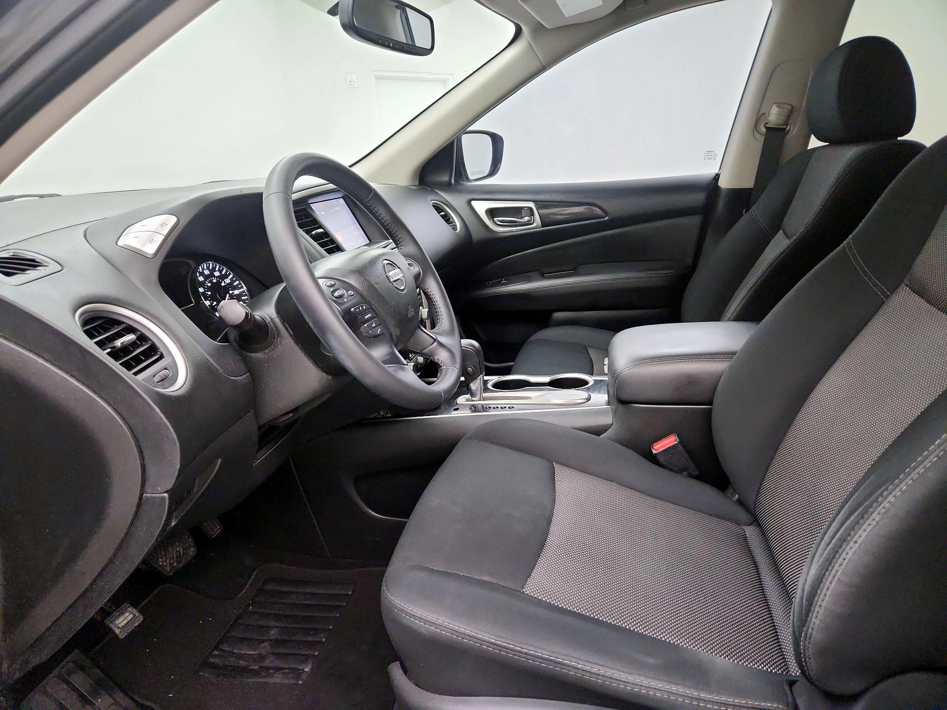 Thumbnail: 2018 Nissan Pathfinder - 11