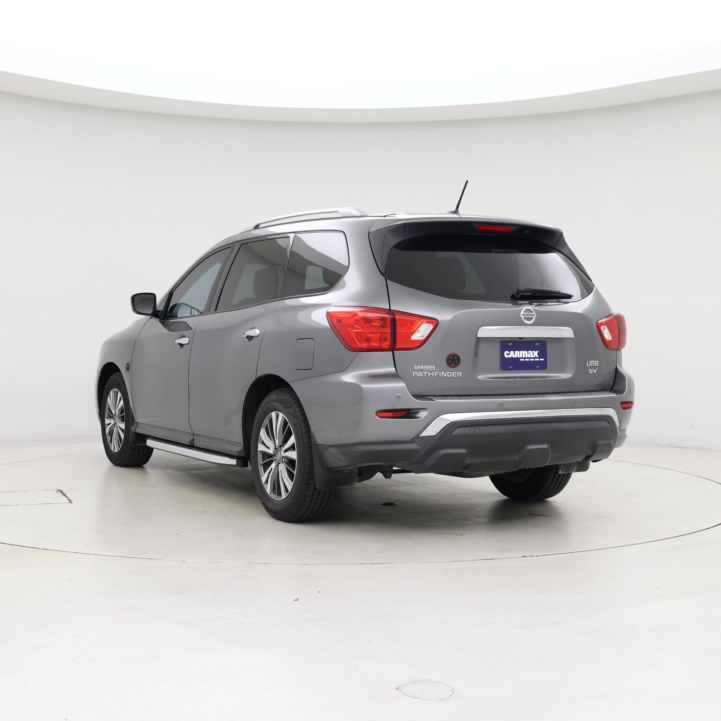 Thumbnail: 2018 Nissan Pathfinder - 2