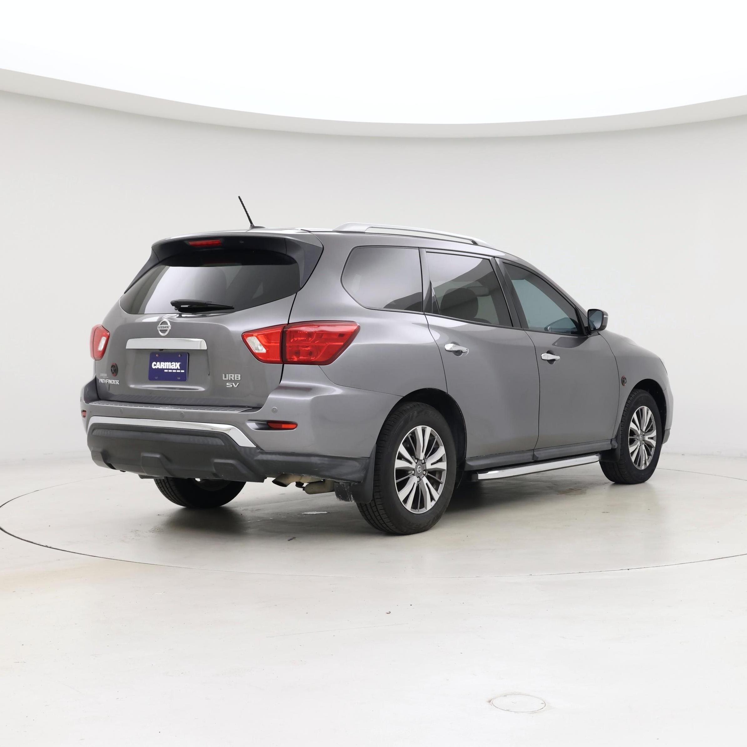 Thumbnail: 2018 Nissan Pathfinder - 8