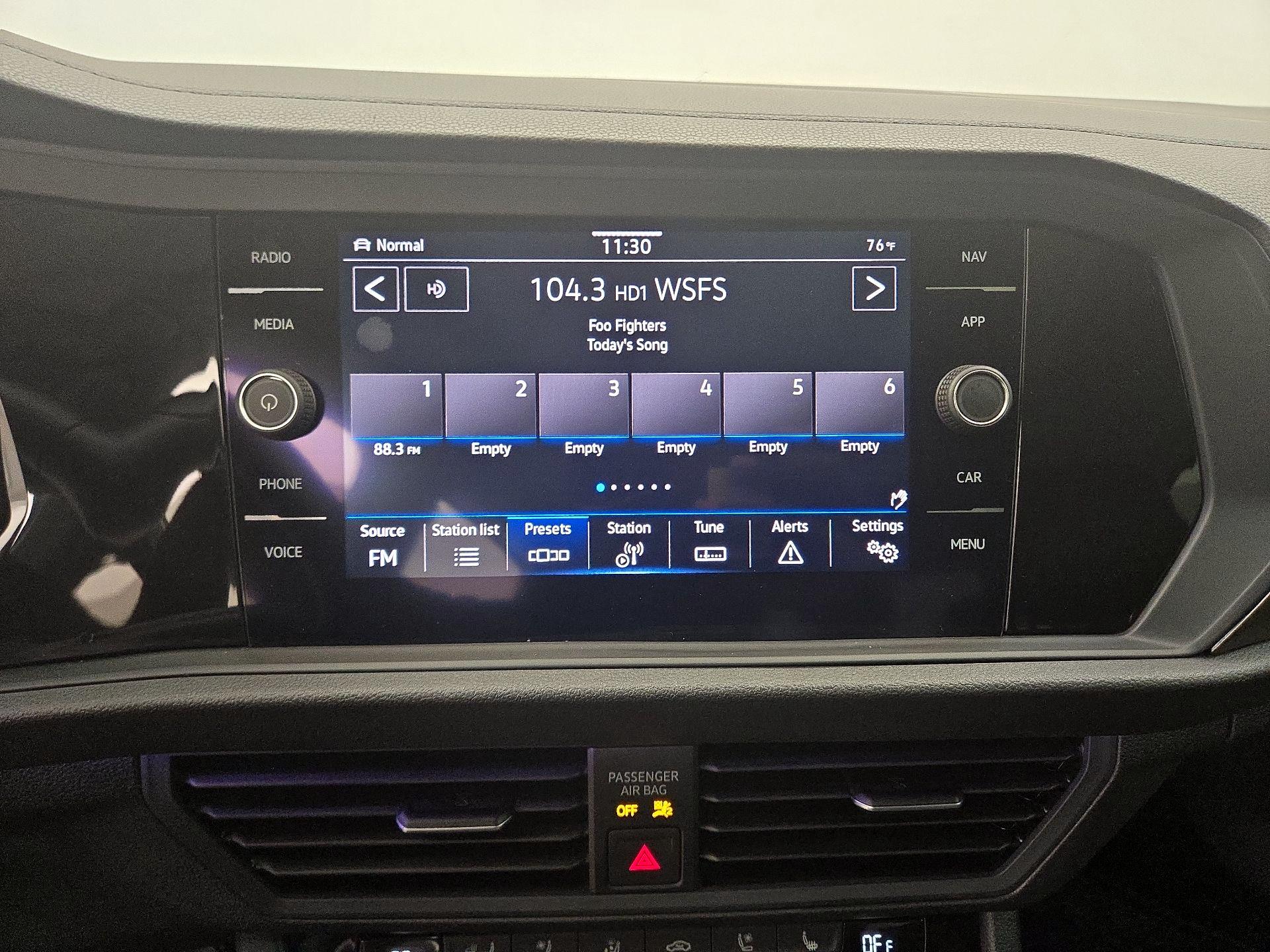 Thumbnail: 2021 Volkswagen Jetta - 15