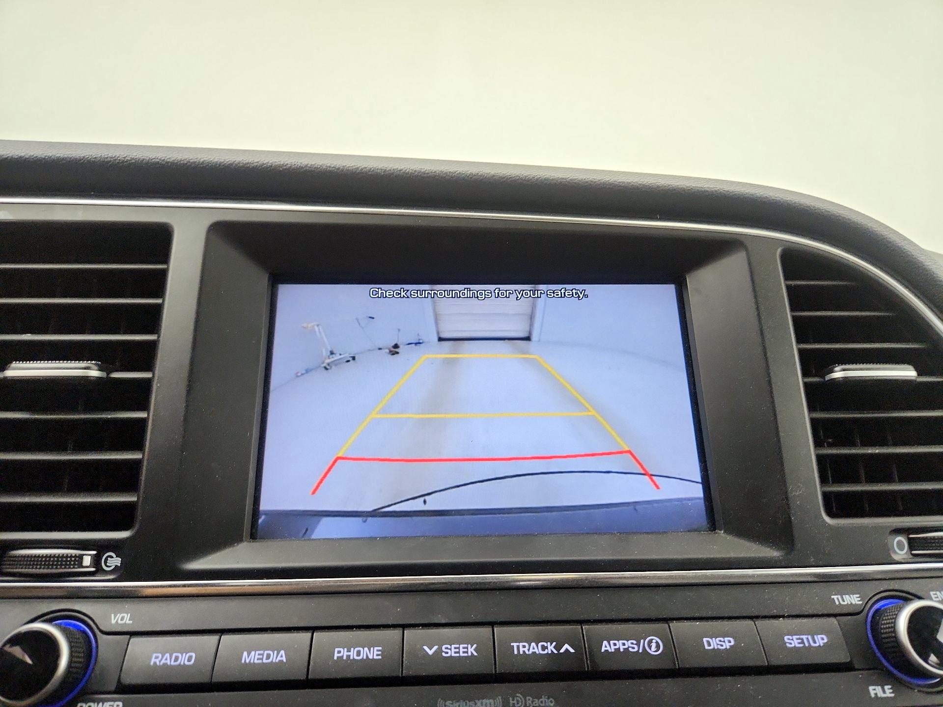 Thumbnail: 2018 Hyundai Elantra - 14