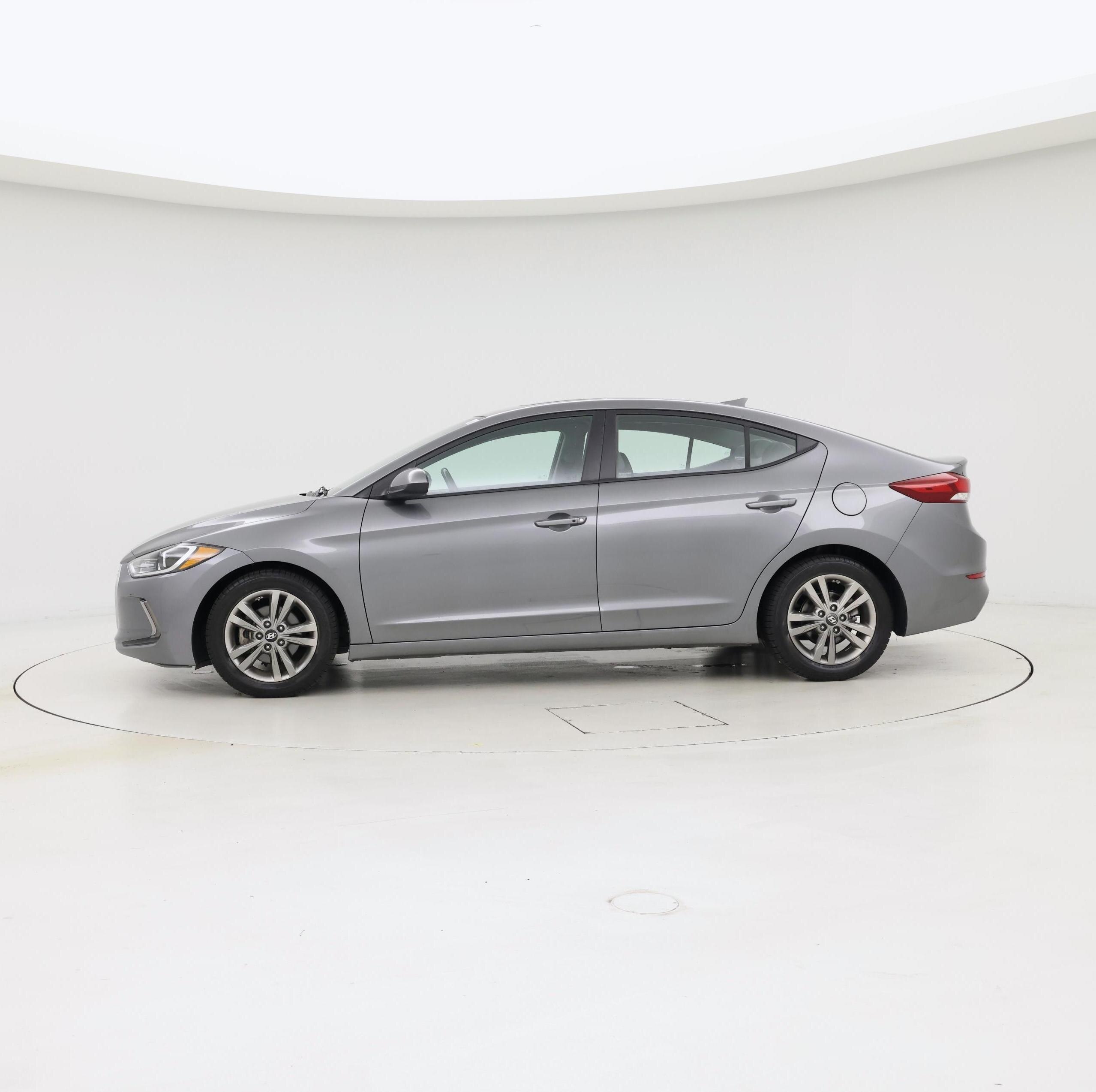 Thumbnail: 2018 Hyundai Elantra - 3