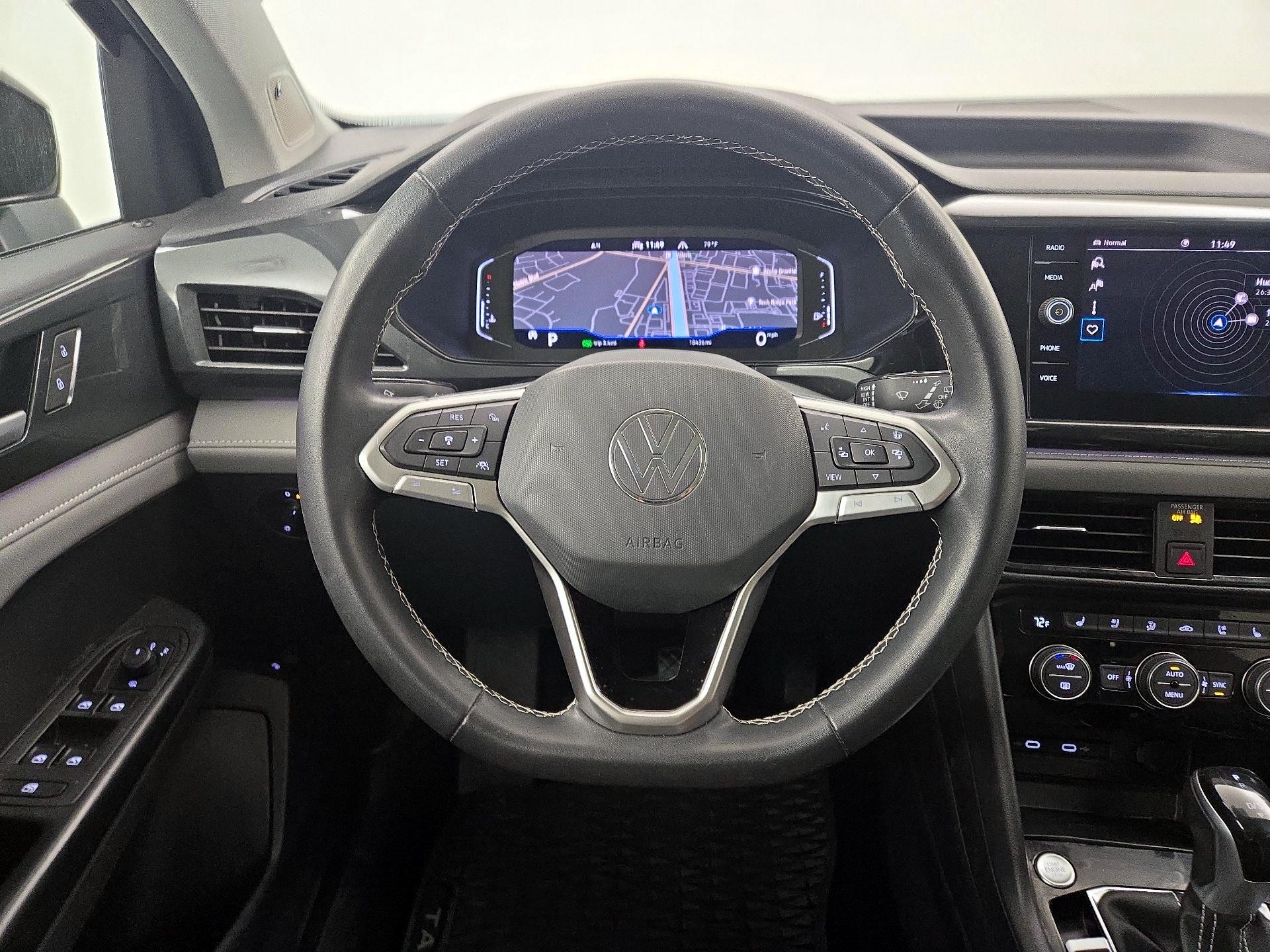 Thumbnail: 2022 Volkswagen Taos - 10