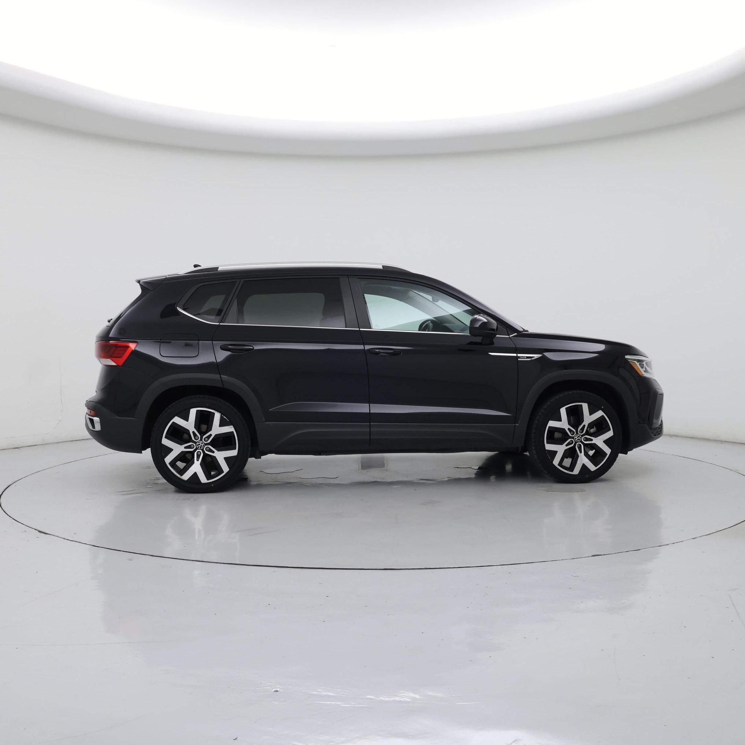 Thumbnail: 2022 Volkswagen Taos - 7
