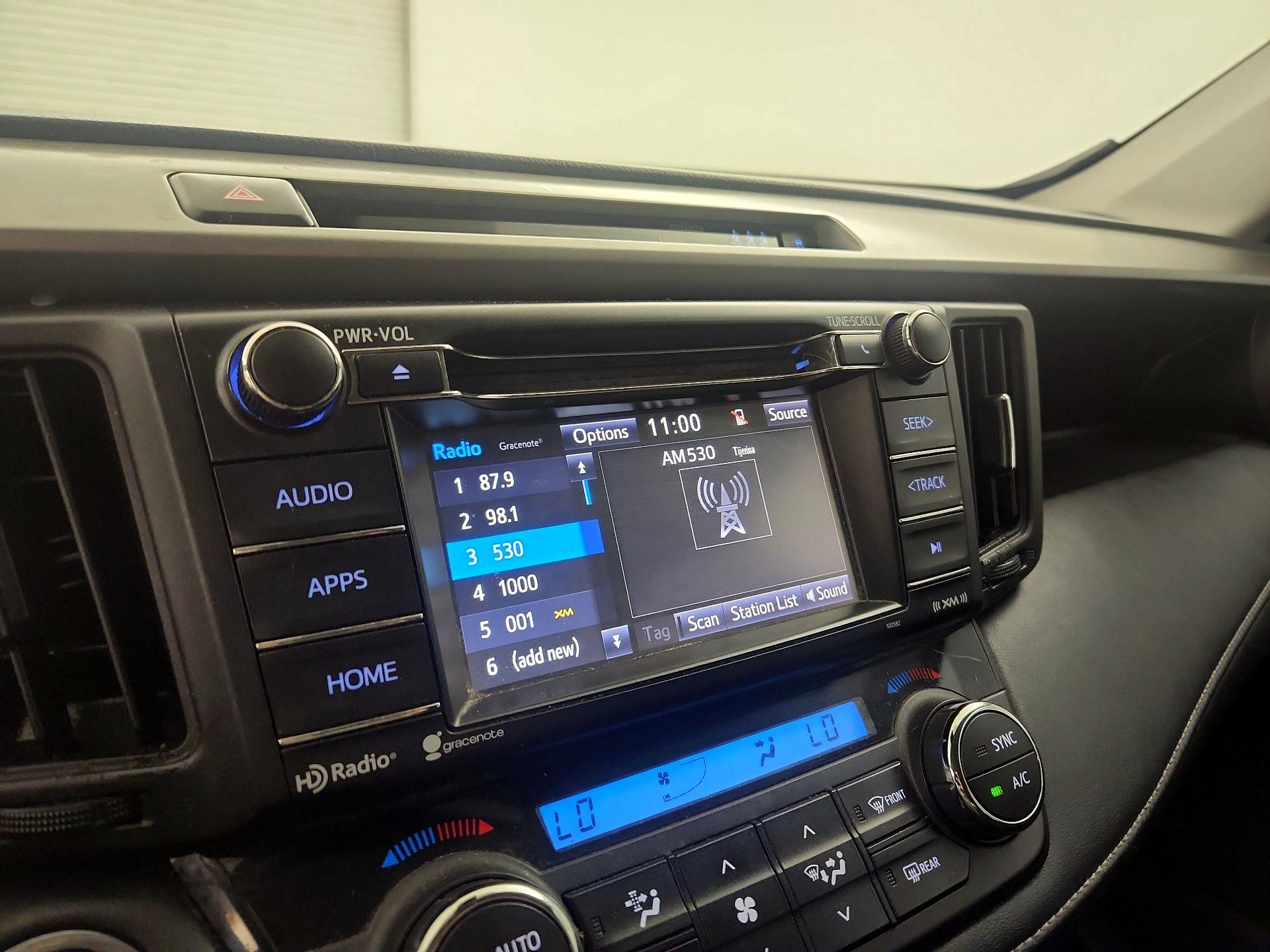 Thumbnail: 2018 Toyota RAV4 - 15