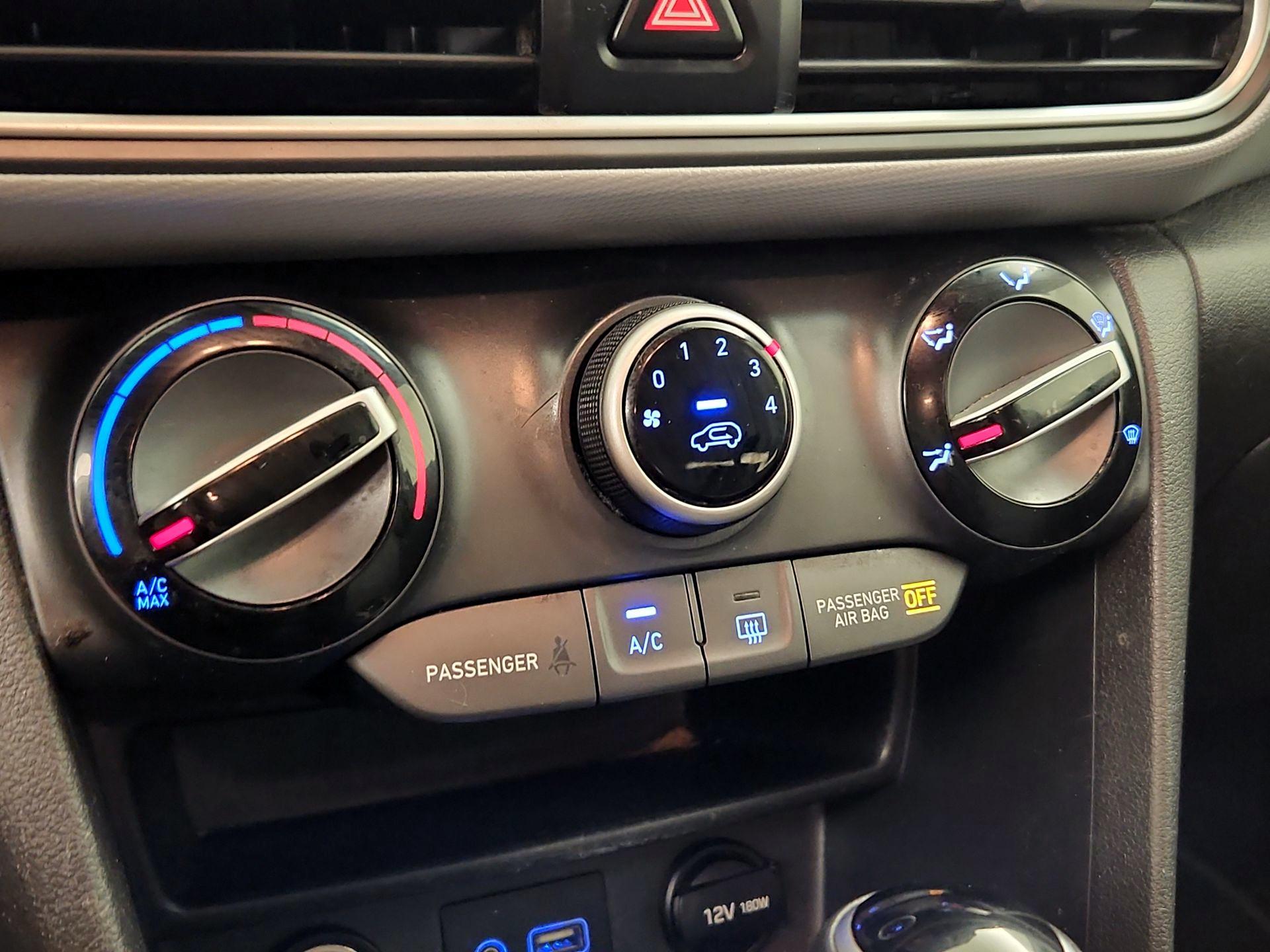 Thumbnail: 2018 Hyundai Kona - 16