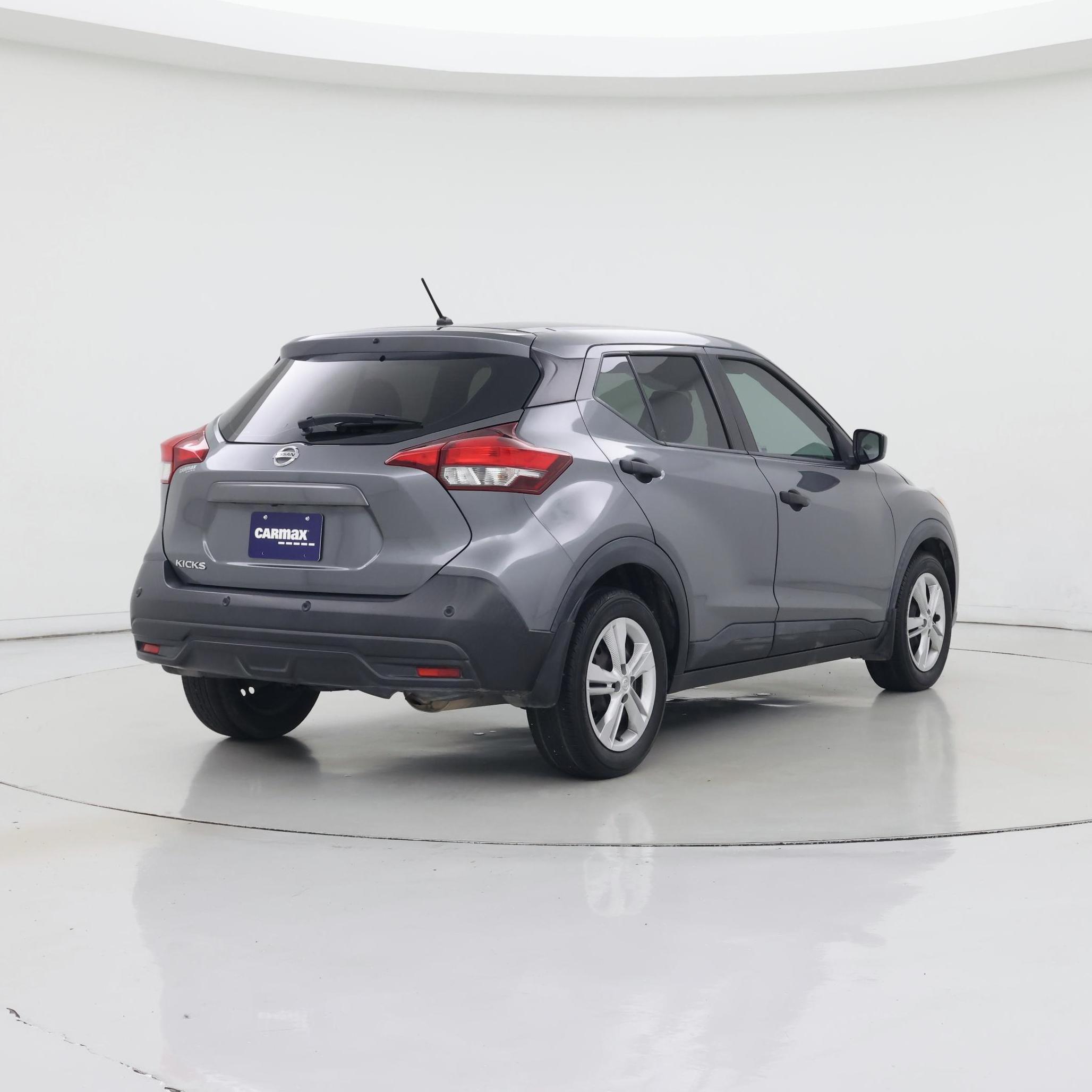 Thumbnail: 2020 Nissan Kicks - 8