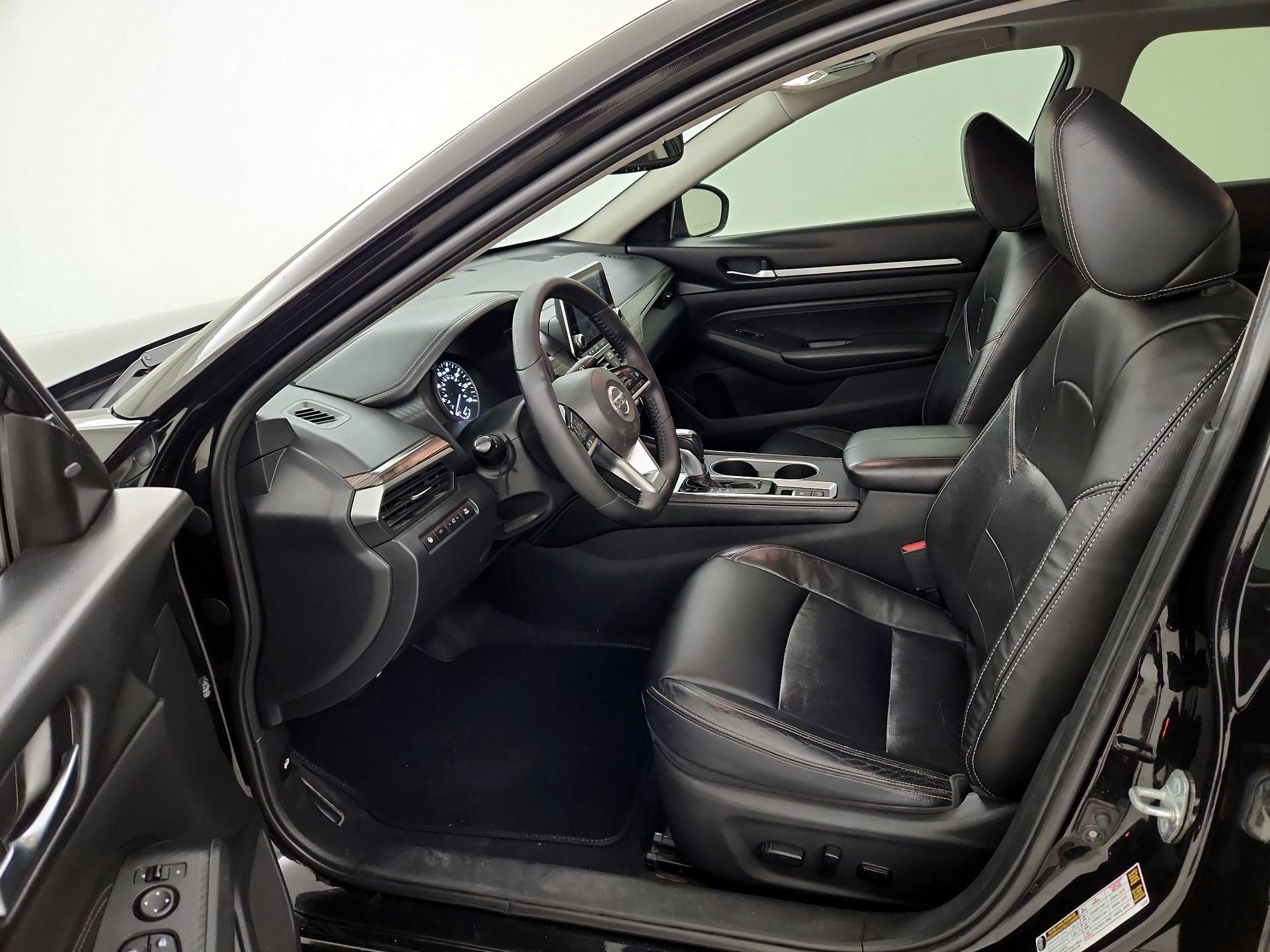 Thumbnail: 2019 Nissan Altima - 11
